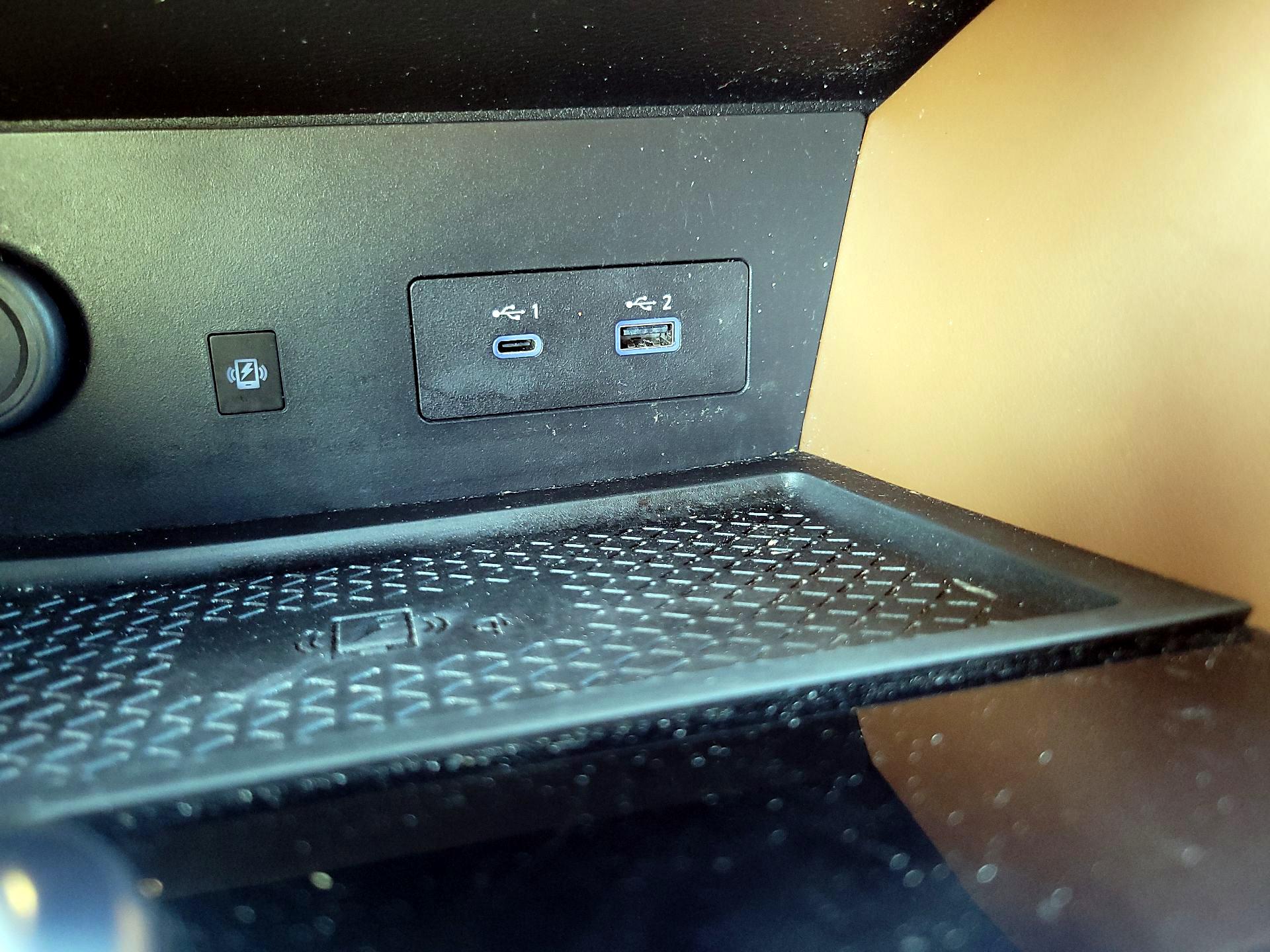 Thumbnail: 2023 Nissan Pathfinder - 17