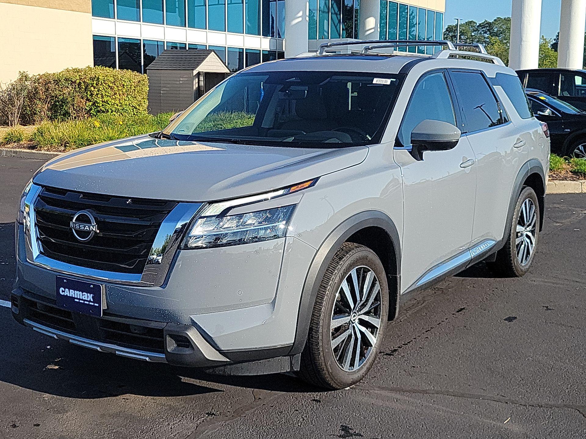 Thumbnail: 2023 Nissan Pathfinder - 3