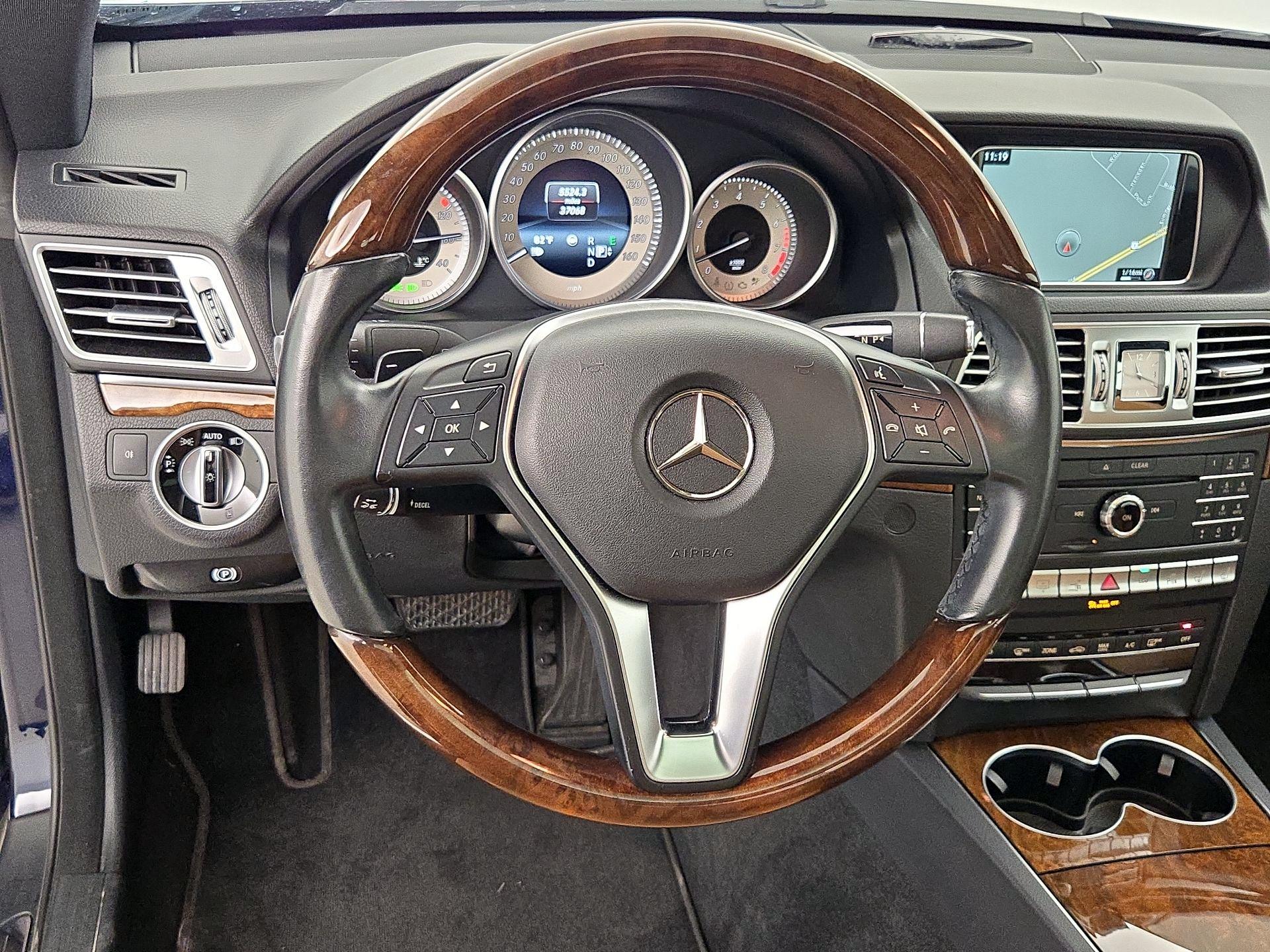 Thumbnail: 2017 Mercedes-Benz E-Class - 10