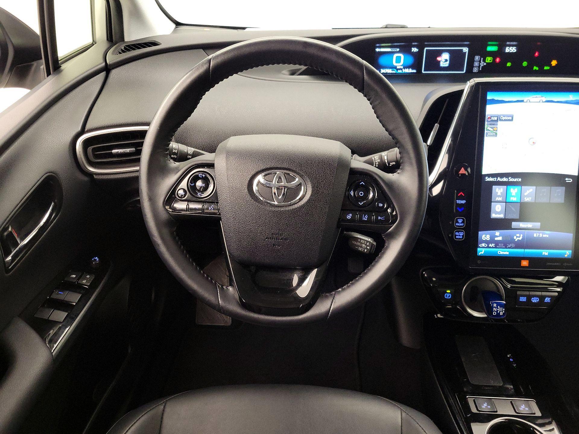 Thumbnail: 2021 Toyota Prius Prime - 10