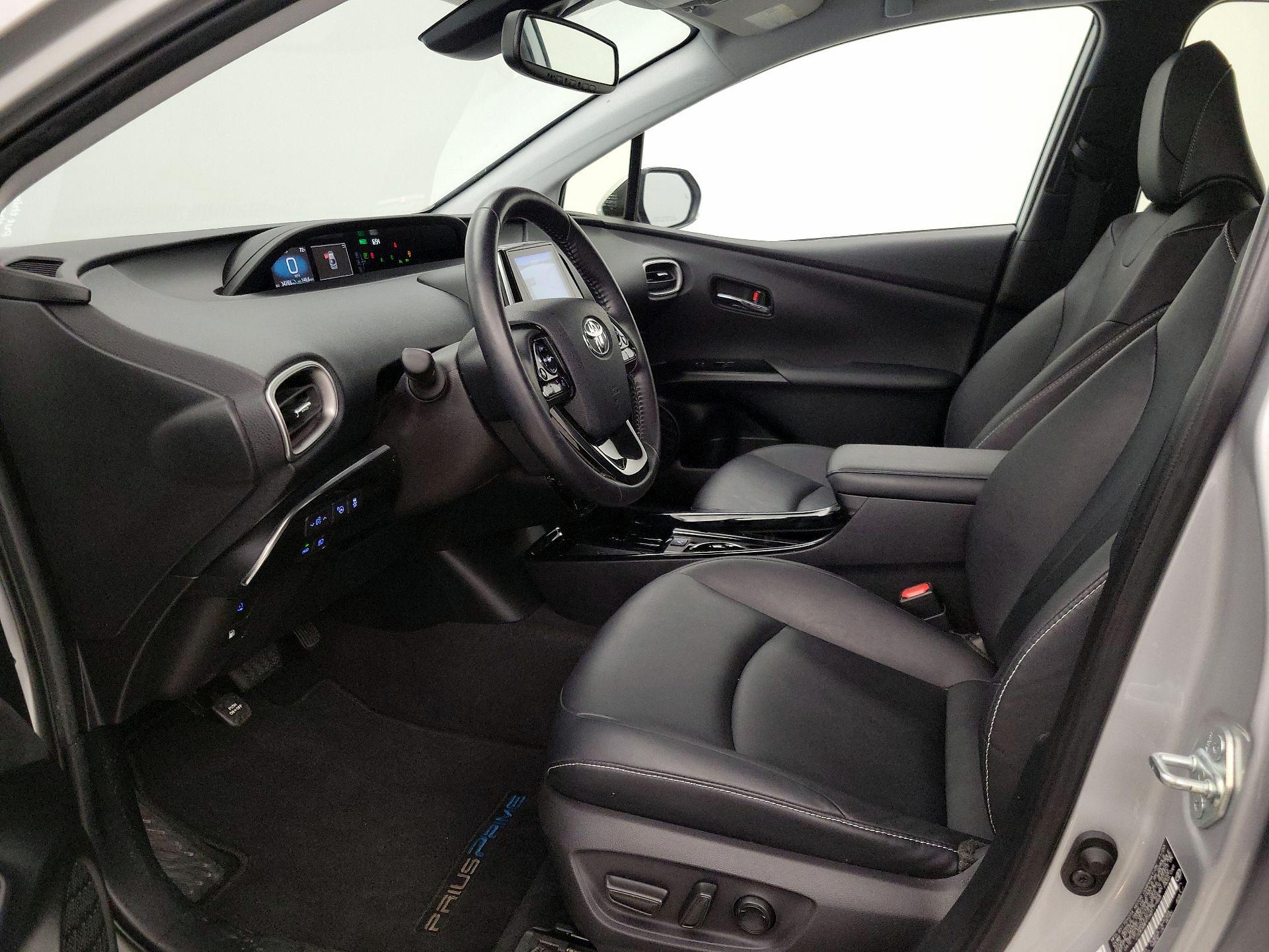 Thumbnail: 2021 Toyota Prius Prime - 11