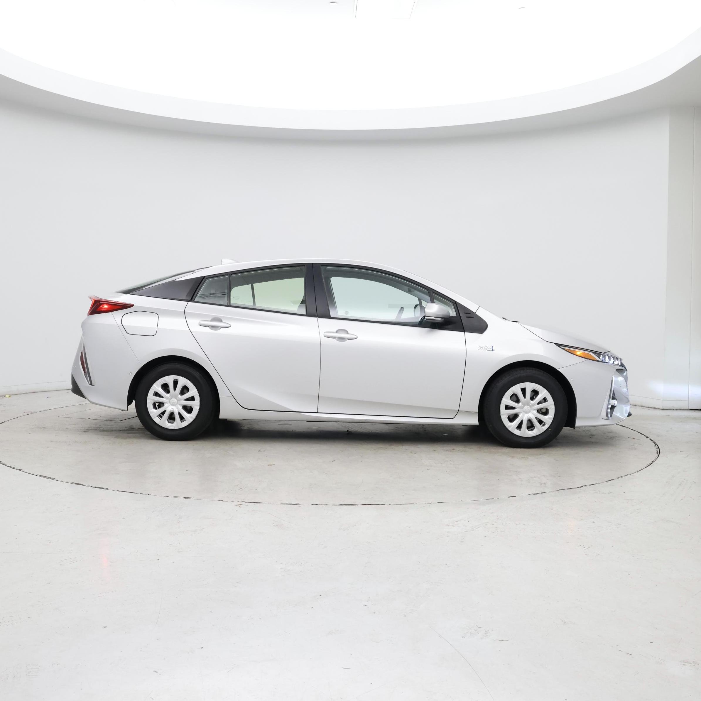 Thumbnail: 2021 Toyota Prius Prime - 7