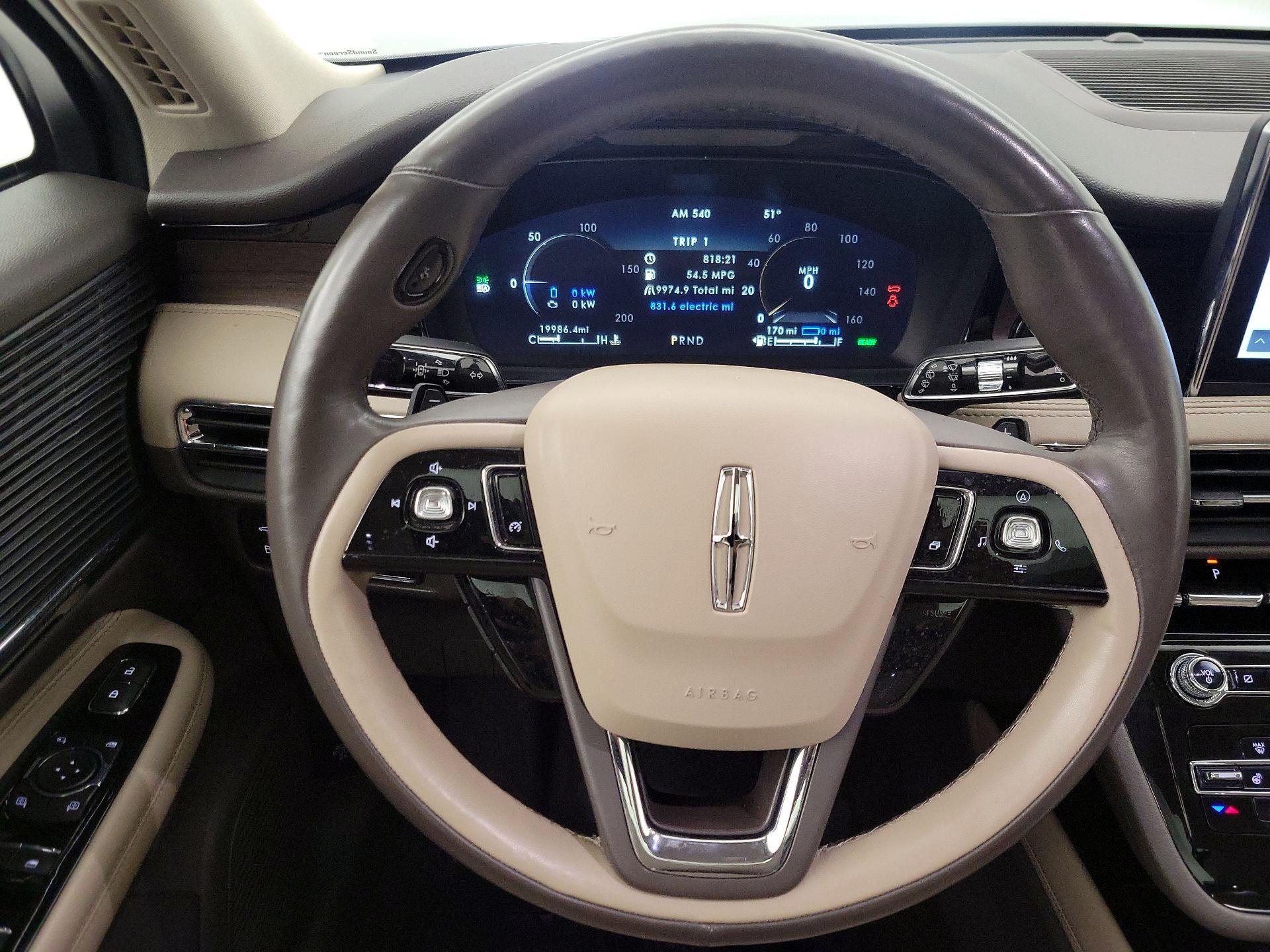 Thumbnail: 2022 Lincoln Corsair - 10