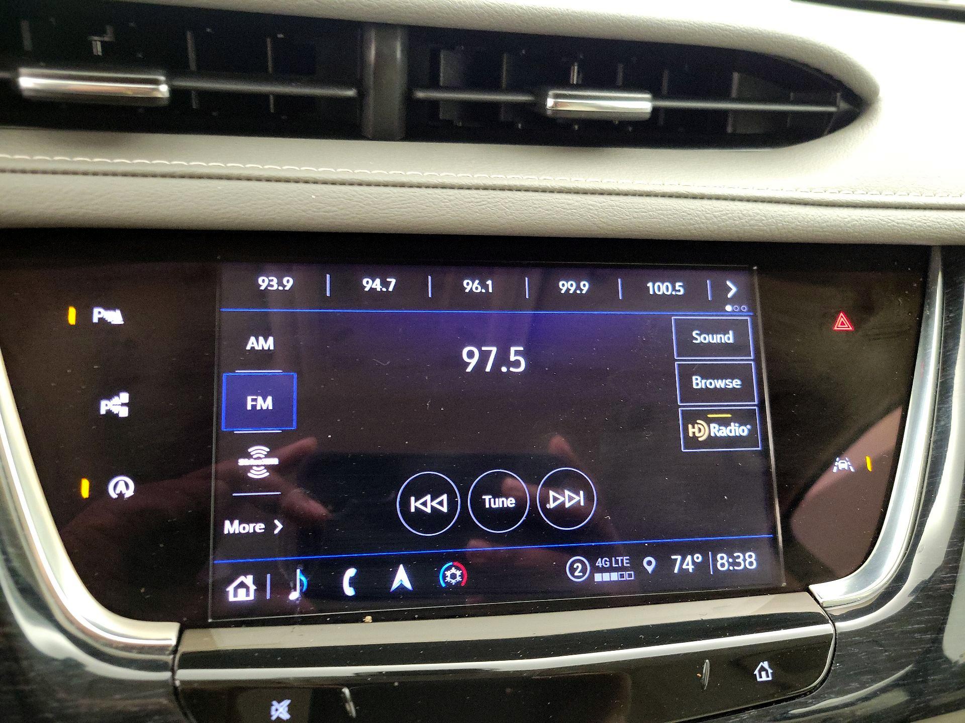 Thumbnail: 2023 Cadillac XT6 - 15