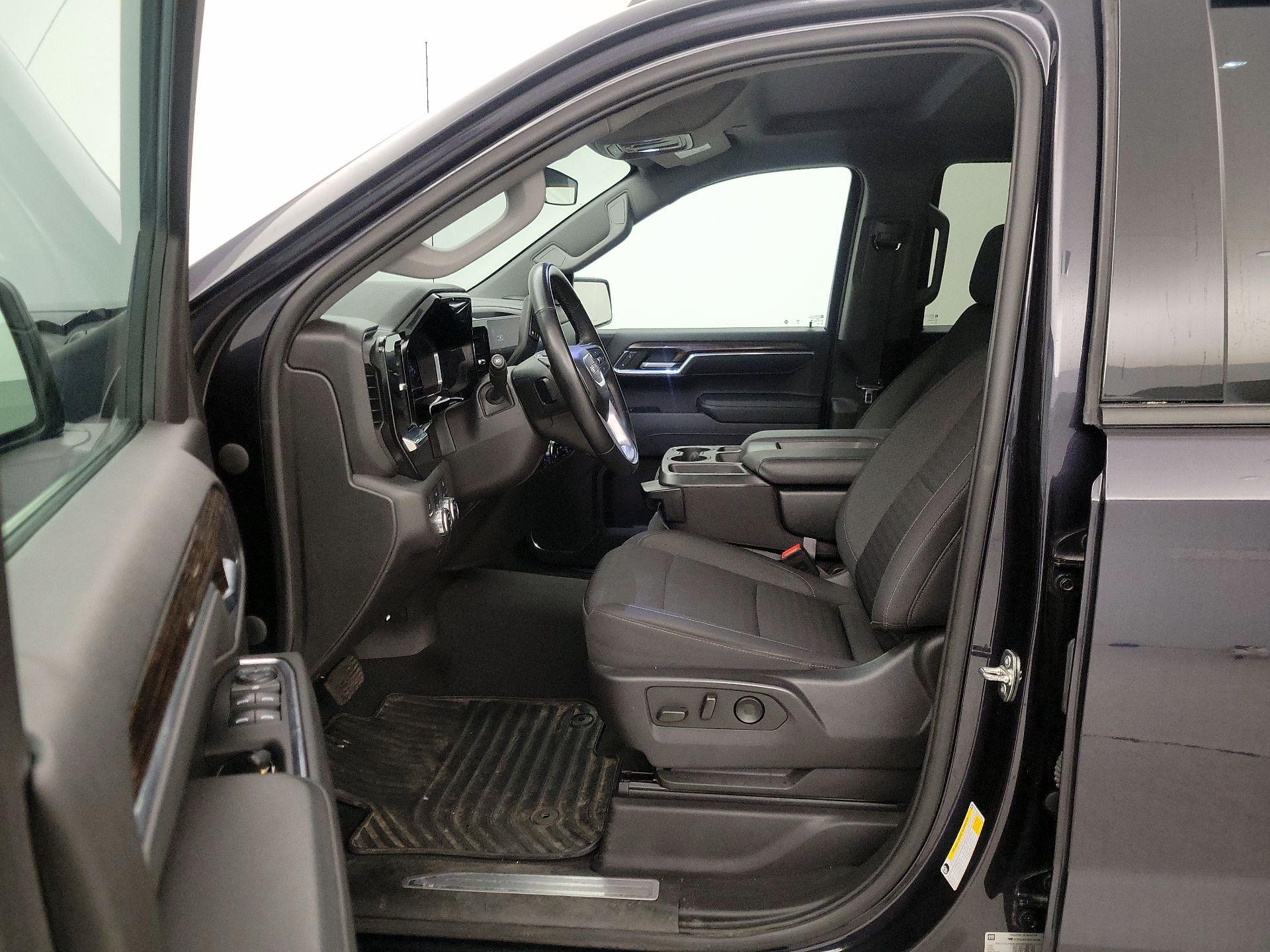 Thumbnail: 2023 GMC Sierra 1500 - 11