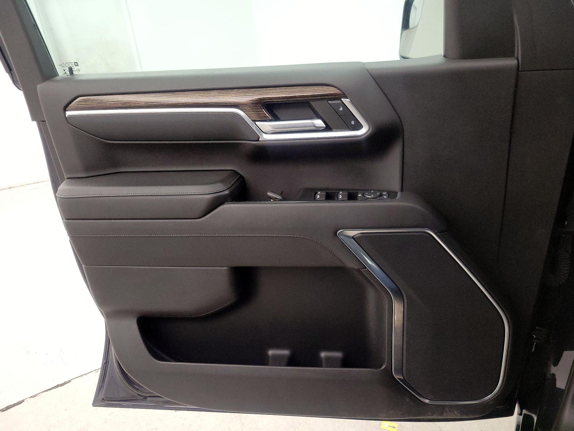 Thumbnail: 2023 GMC Sierra 1500 - 12