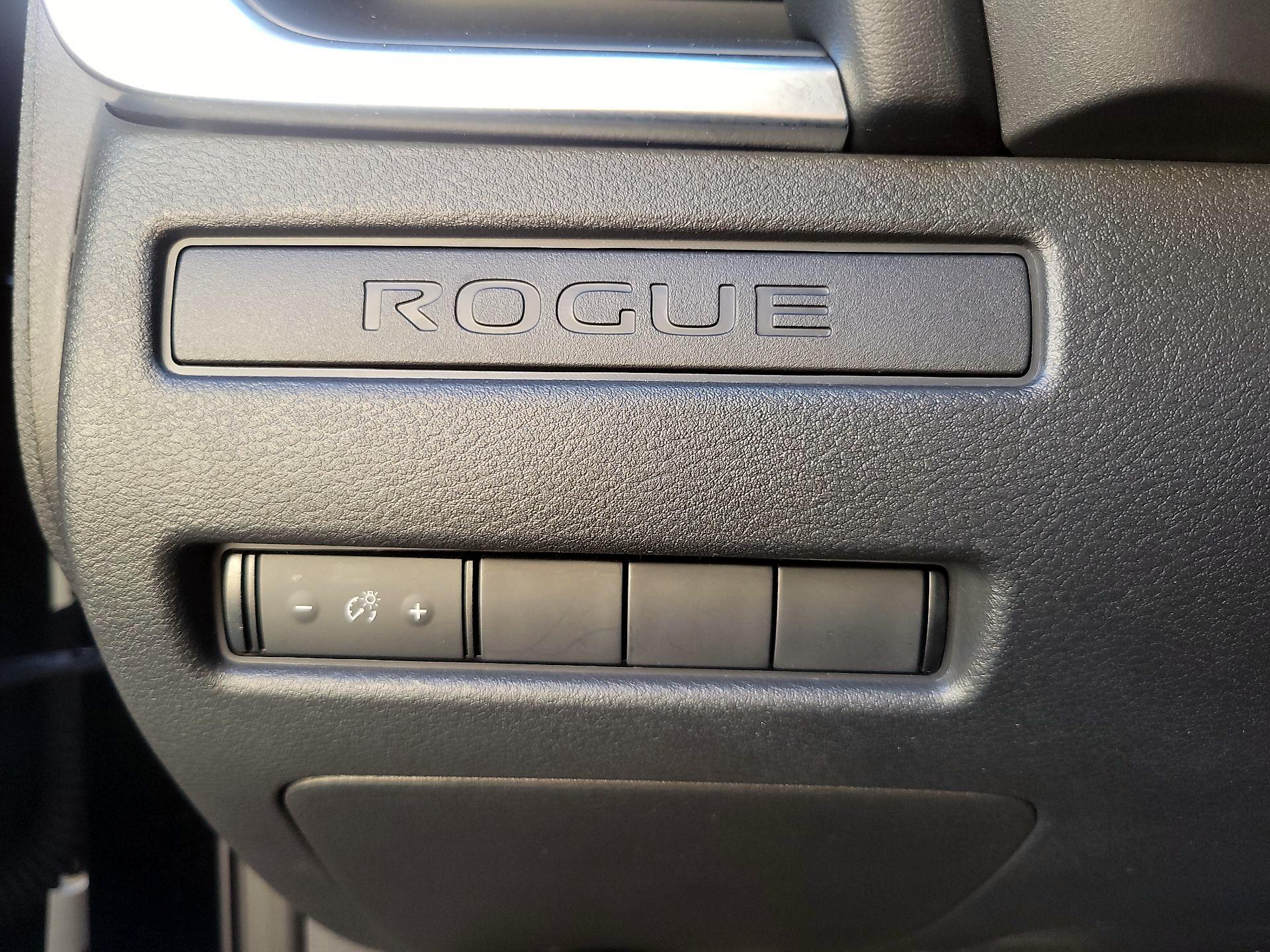 Thumbnail: 2023 Nissan Rogue - 13