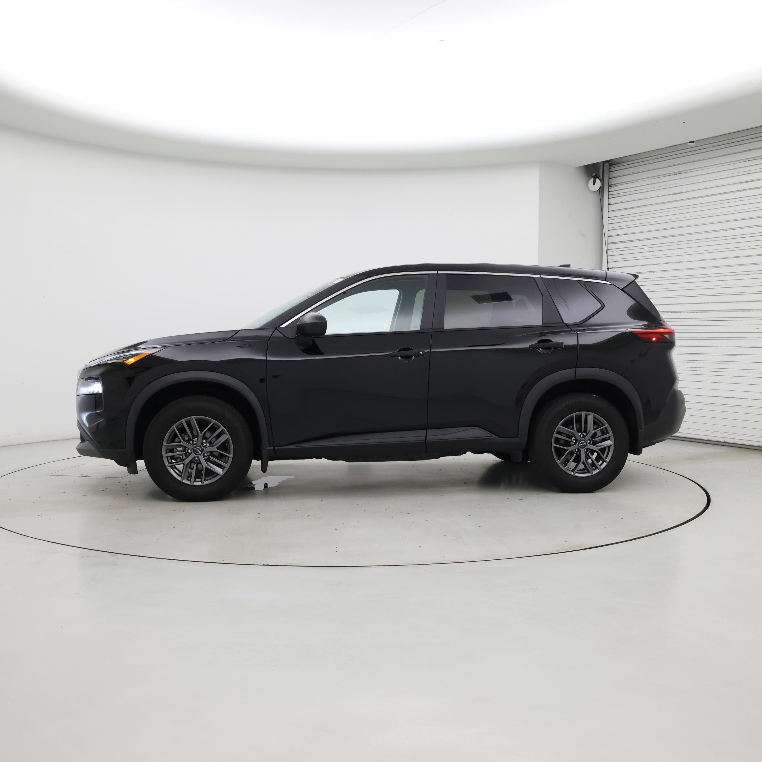 Thumbnail: 2023 Nissan Rogue - 3