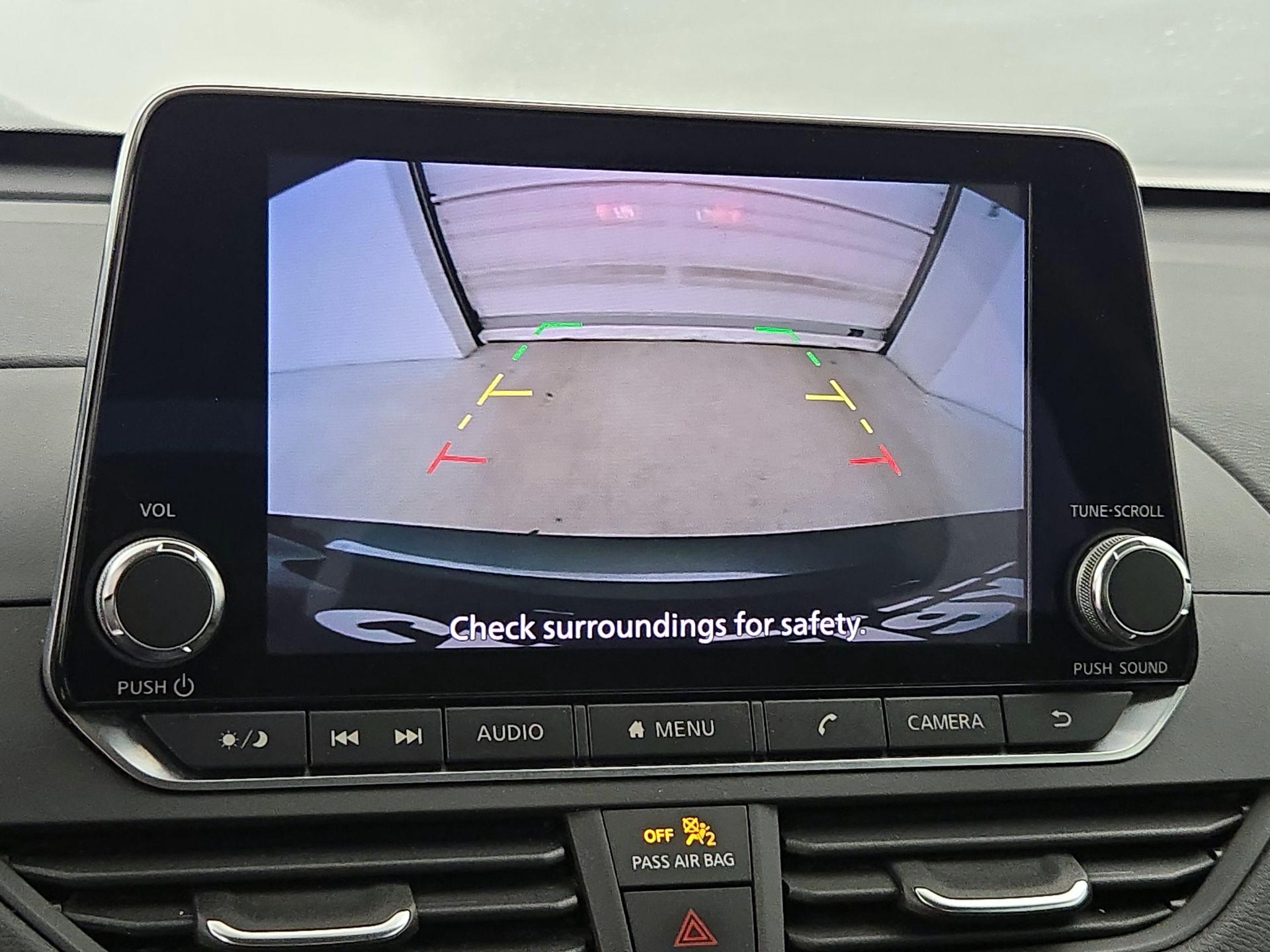 Thumbnail: 2019 Nissan Altima - 14