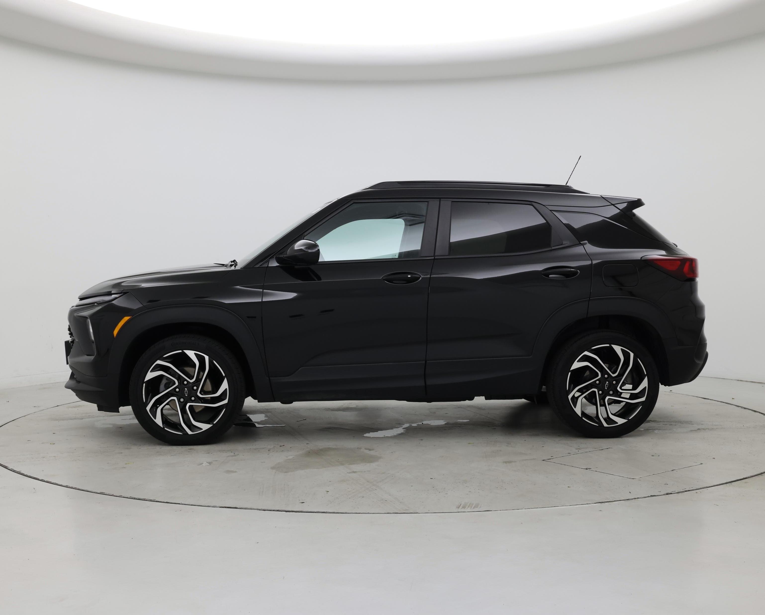 Thumbnail: 2024 Chevrolet TrailBlazer - 3