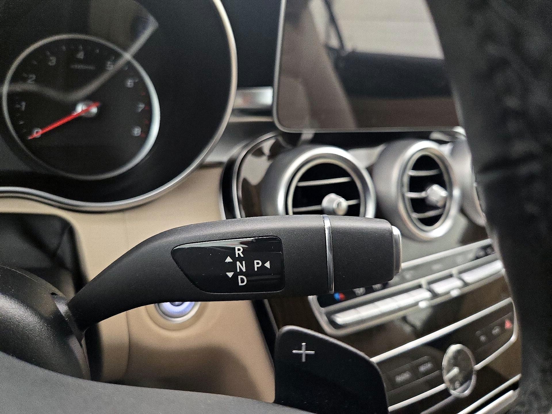 Thumbnail: 2019 Mercedes-Benz C-Class - 17