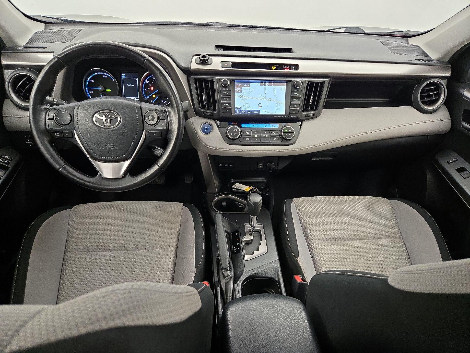 Thumbnail: 2017 Toyota RAV4 - 9