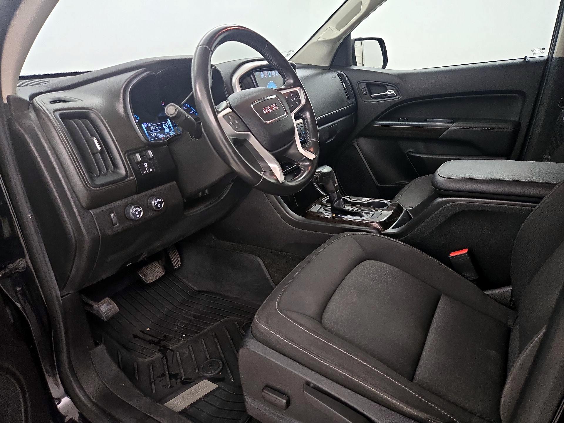 Thumbnail: 2018 GMC Canyon - 11