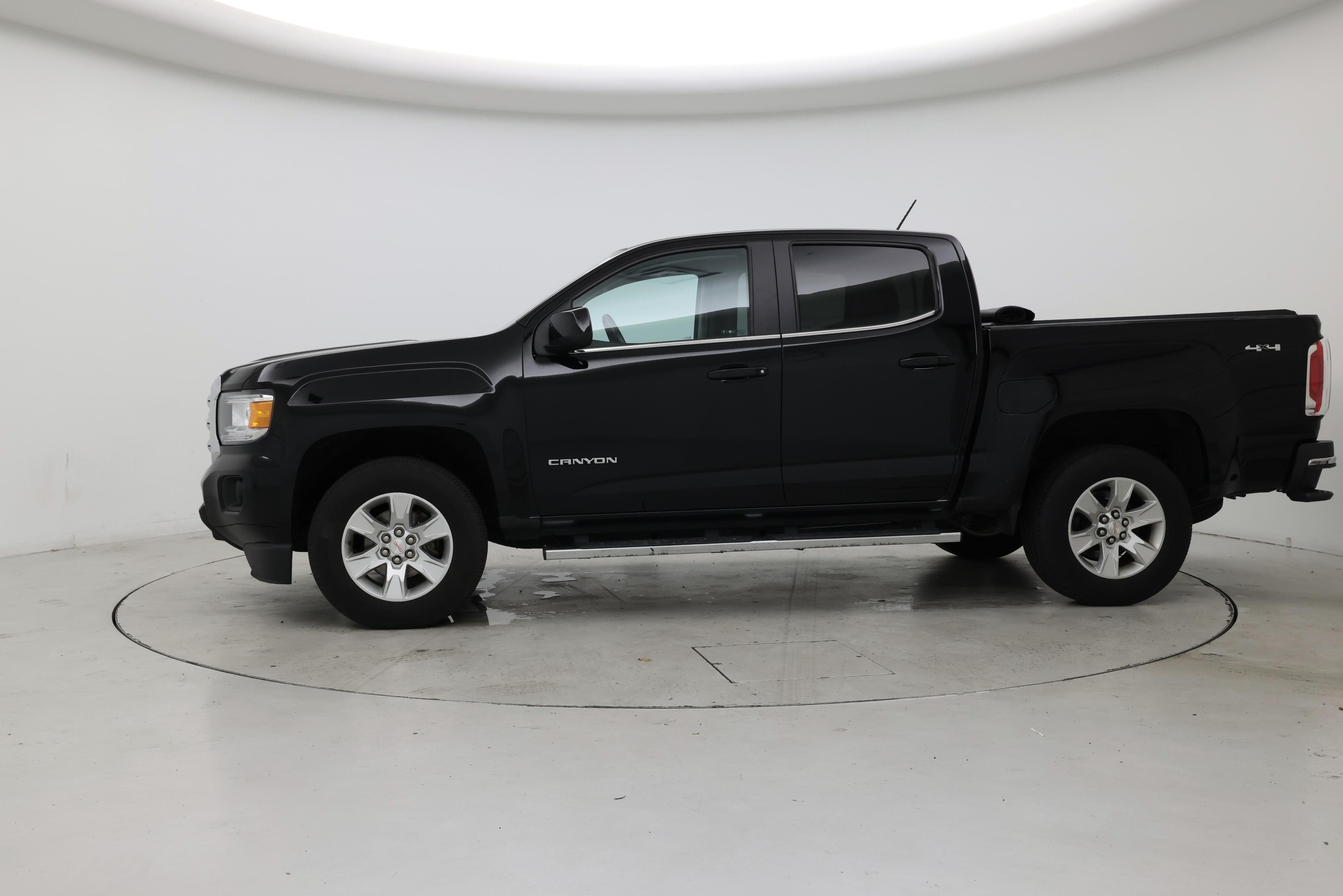 Thumbnail: 2018 GMC Canyon - 3