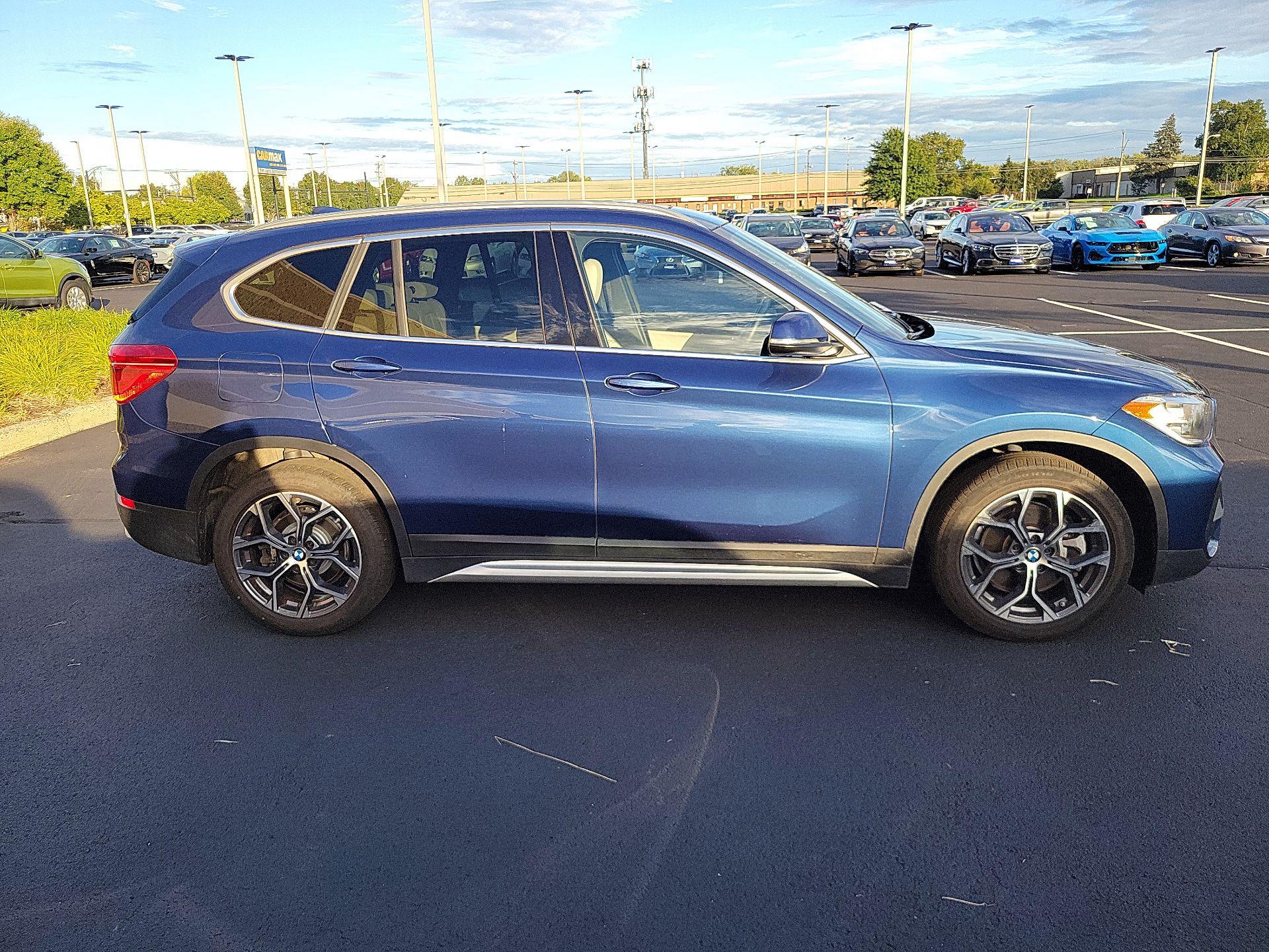 Thumbnail: 2021 BMW X1 - 4