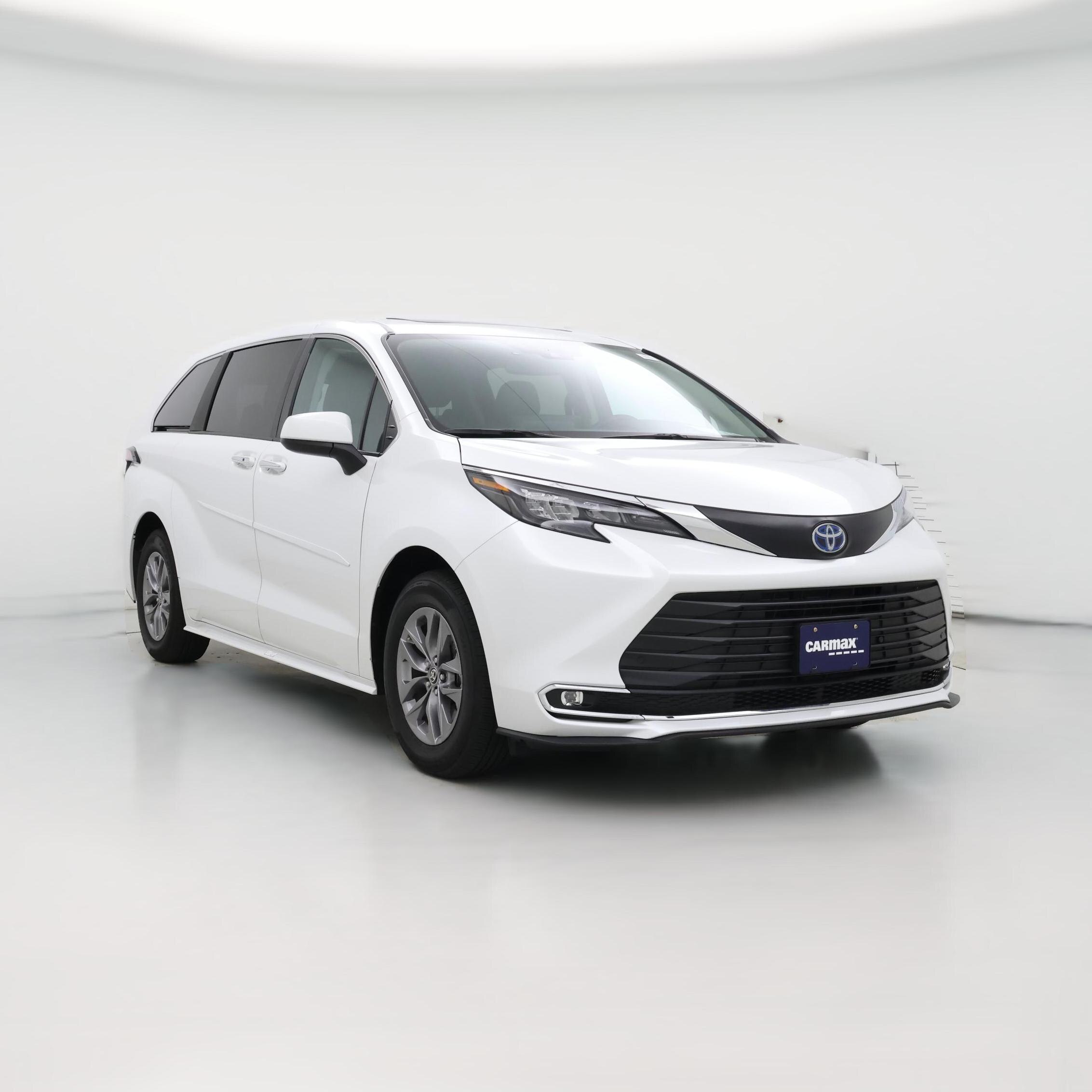 Thumbnail: 2024 Toyota Sienna - 1