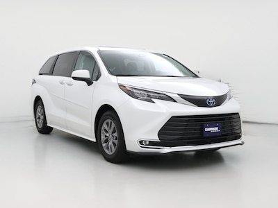 2024 Toyota Sienna Hybrid XLE