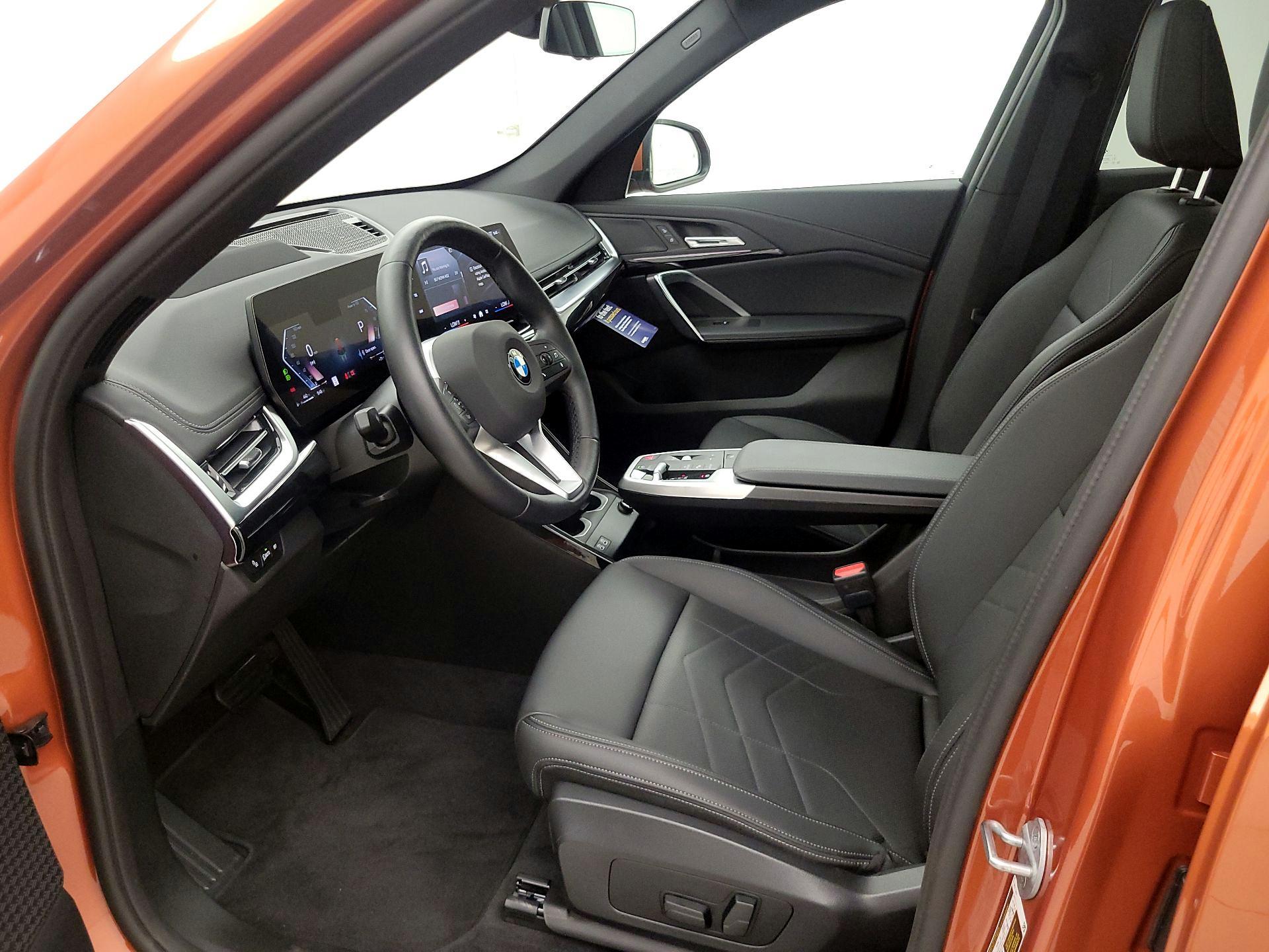 Thumbnail: 2025 BMW X1 - 11