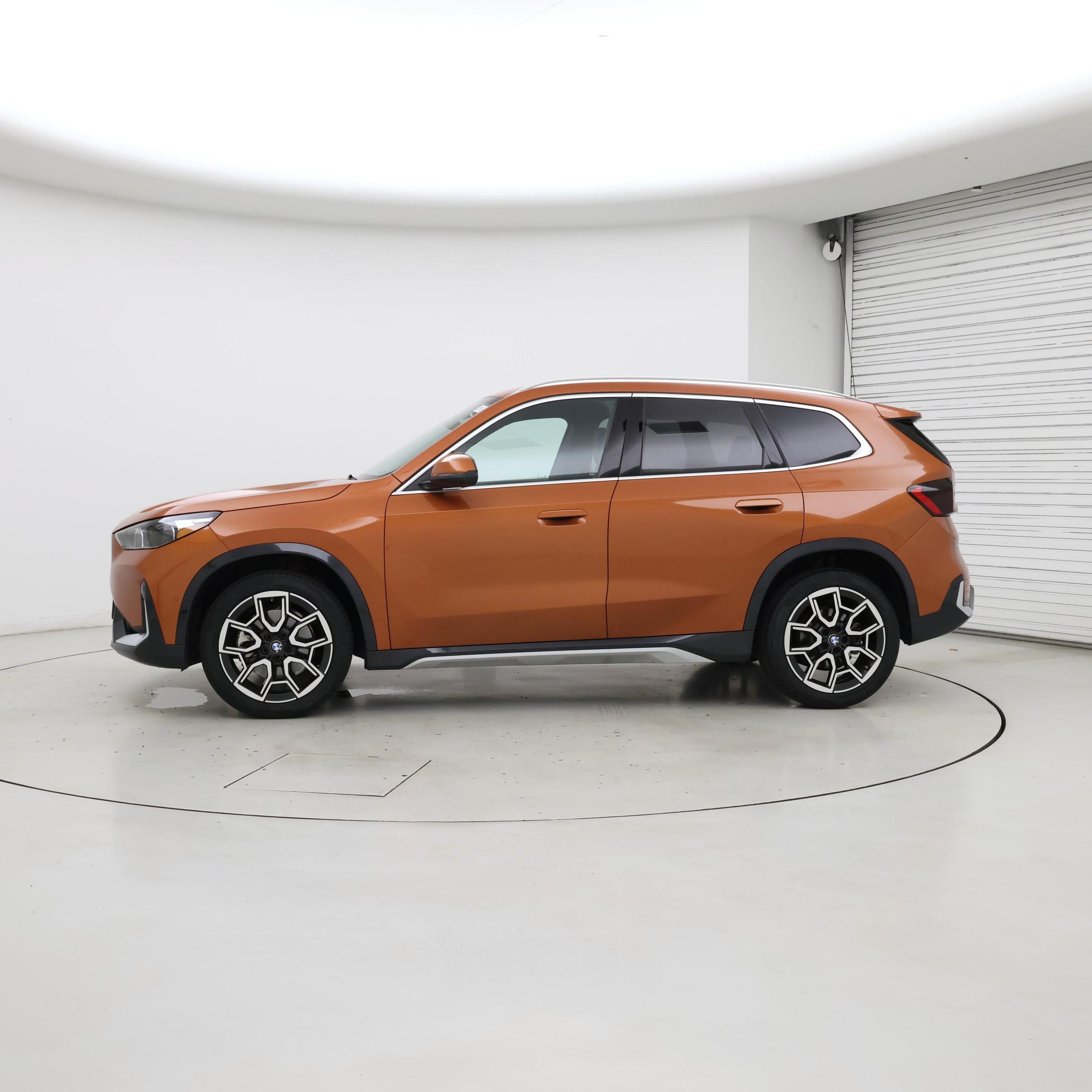 Thumbnail: 2025 BMW X1 - 3
