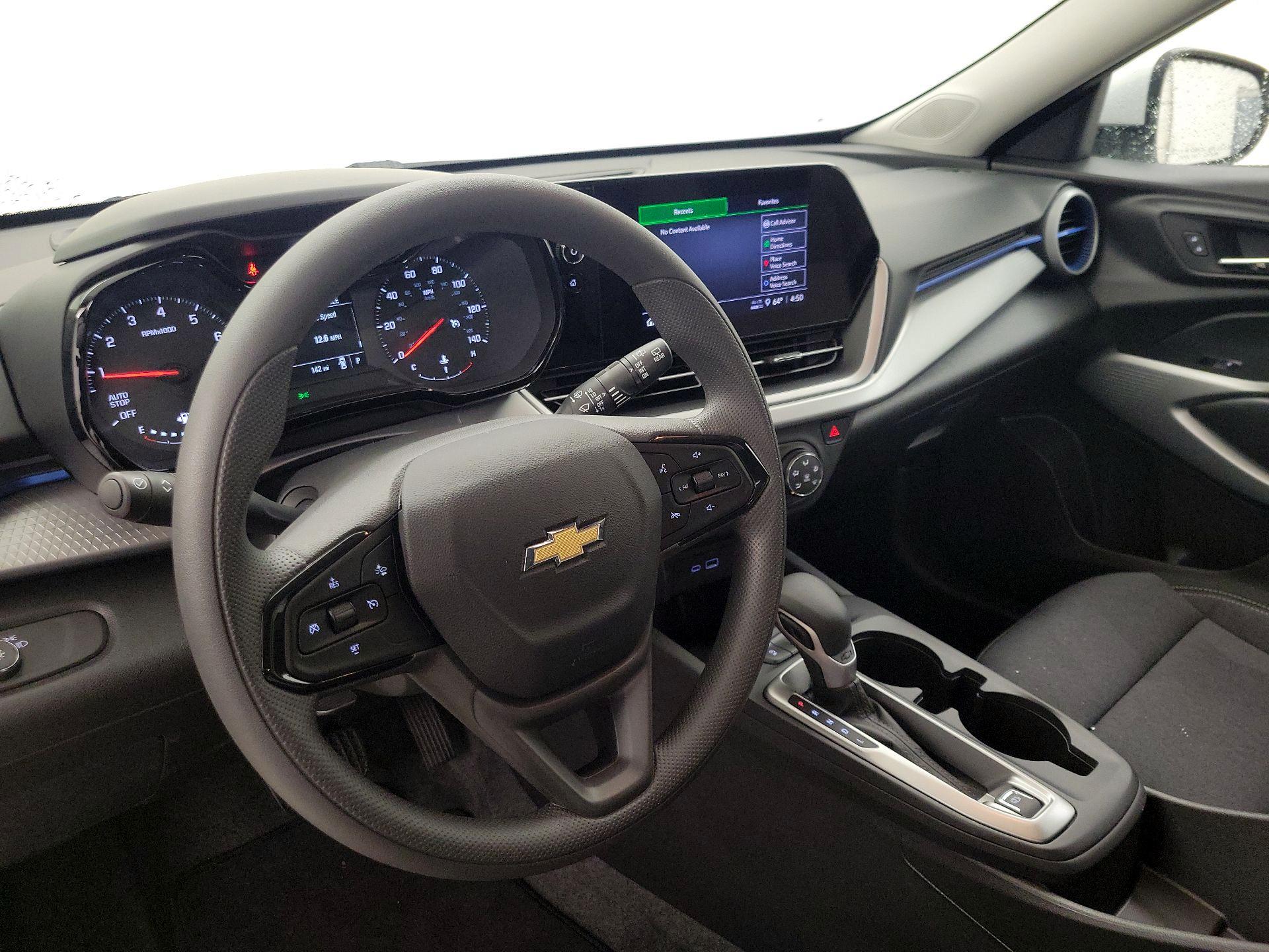 Thumbnail: 2025 Chevrolet Trax - 9