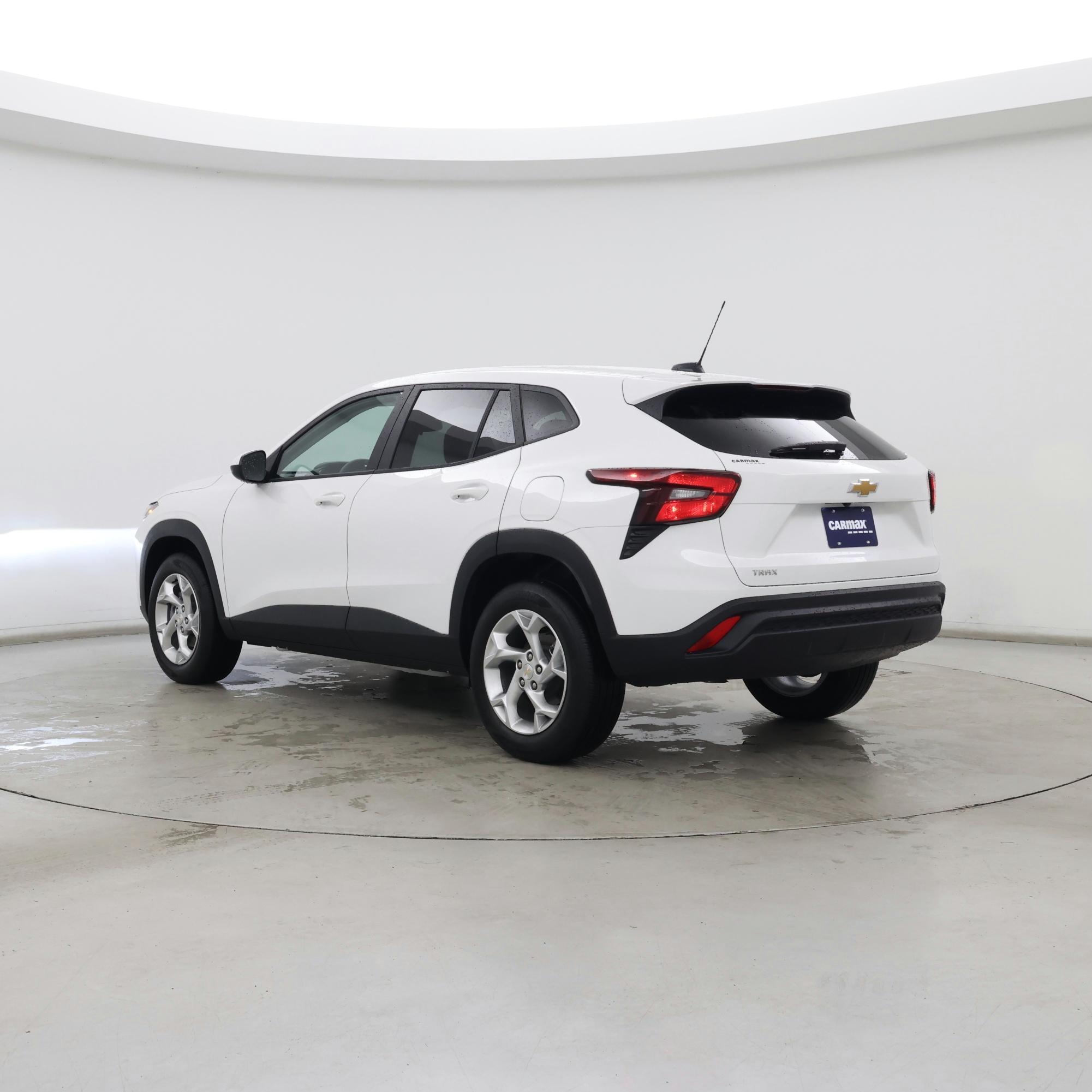 Thumbnail: 2025 Chevrolet Trax - 2