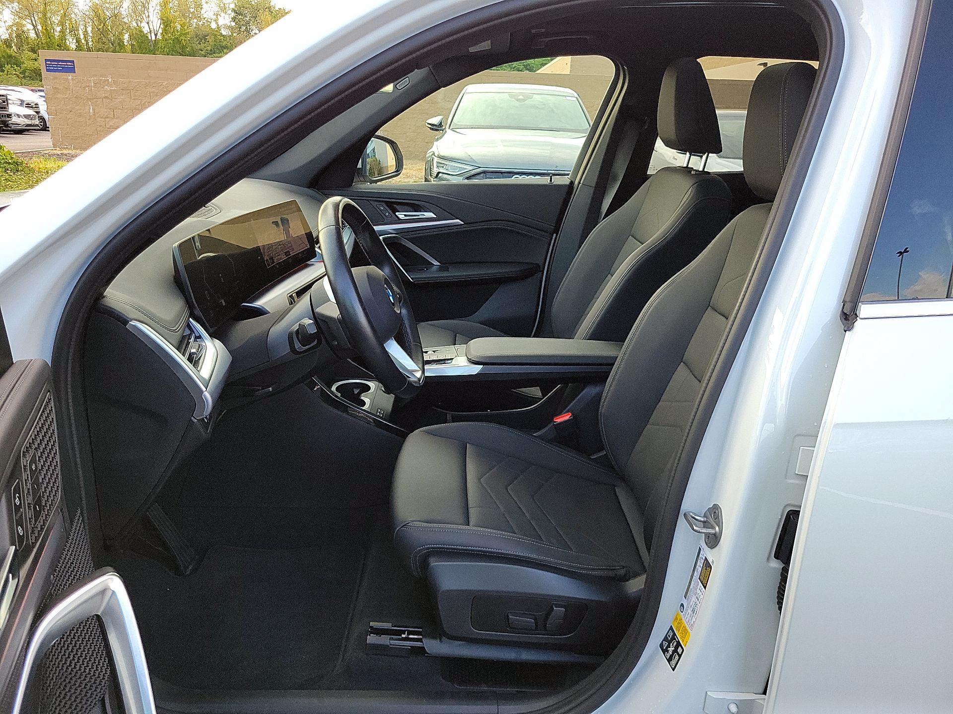 Thumbnail: 2023 BMW X1 - 9