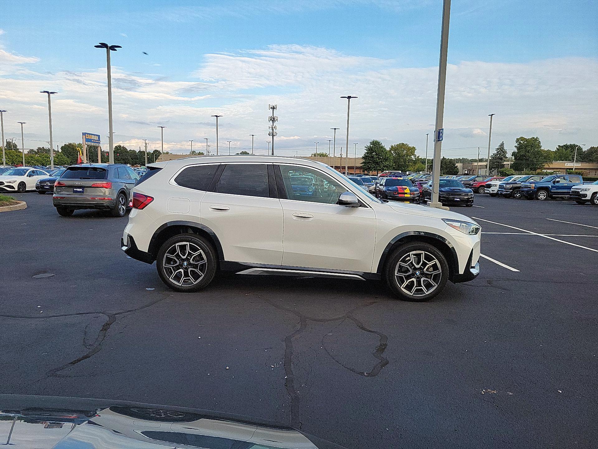 Thumbnail: 2023 BMW X1 - 4