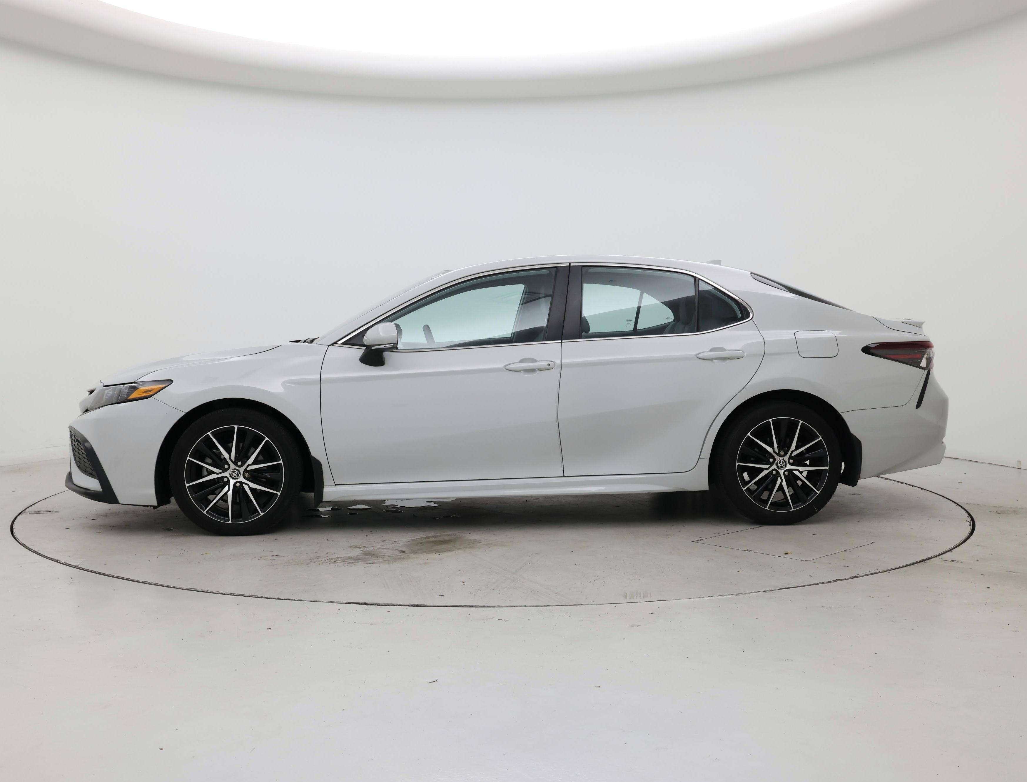 Thumbnail: 2023 Toyota Camry - 3