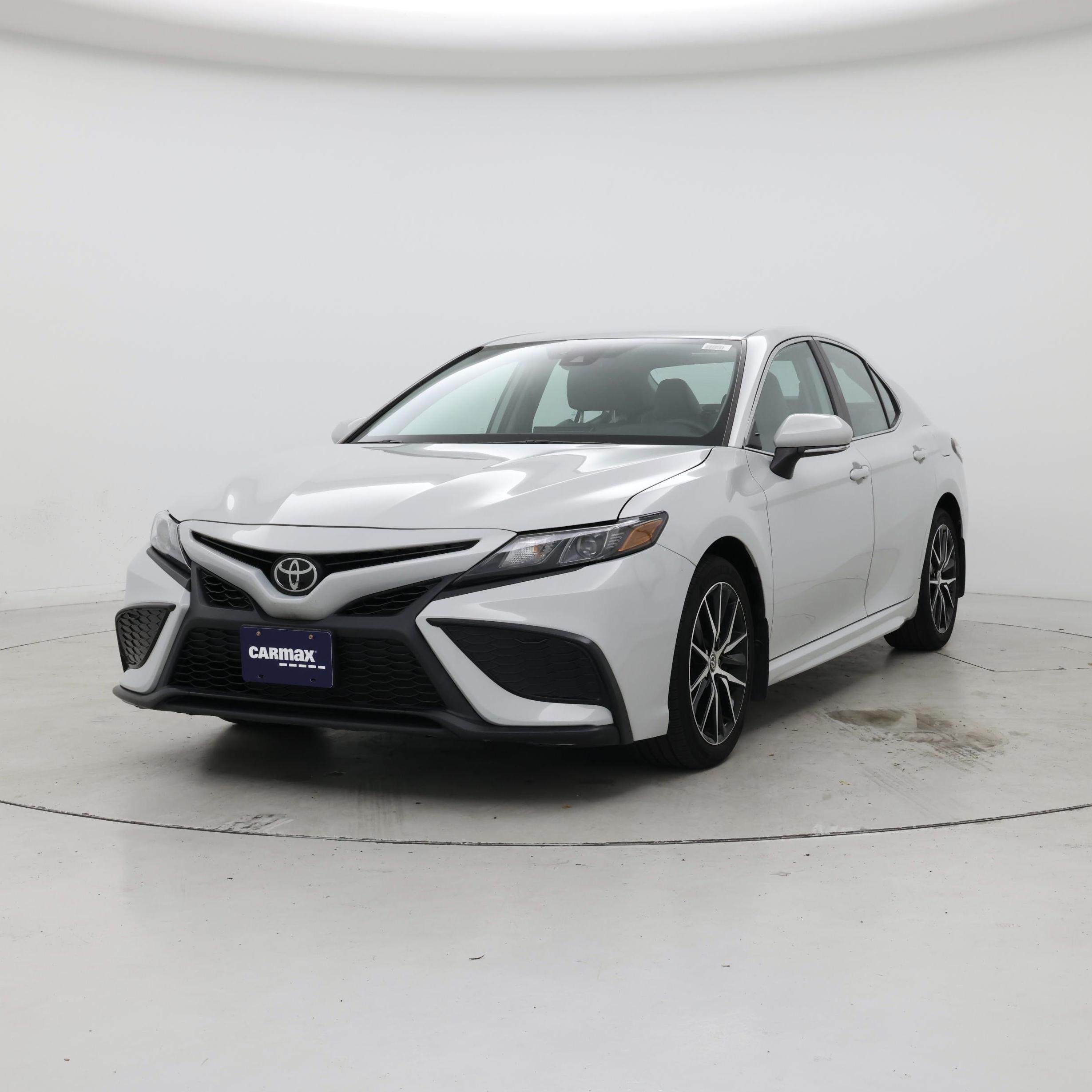 Thumbnail: 2023 Toyota Camry - 4