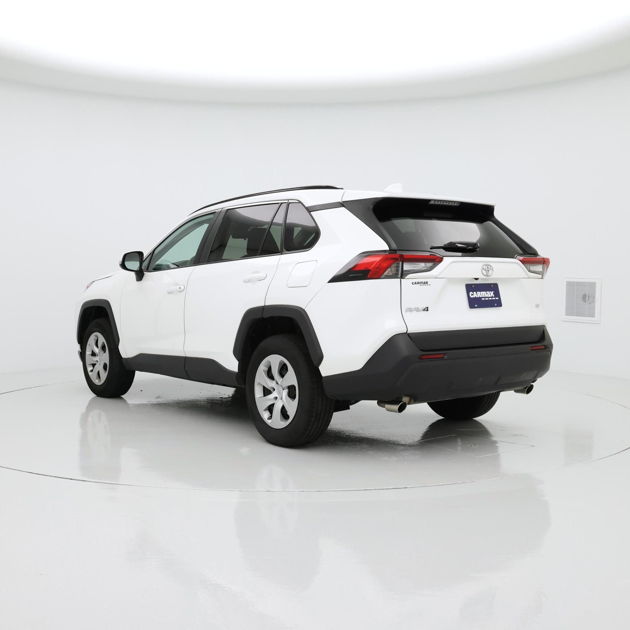 Thumbnail: 2019 Toyota RAV4 - 2