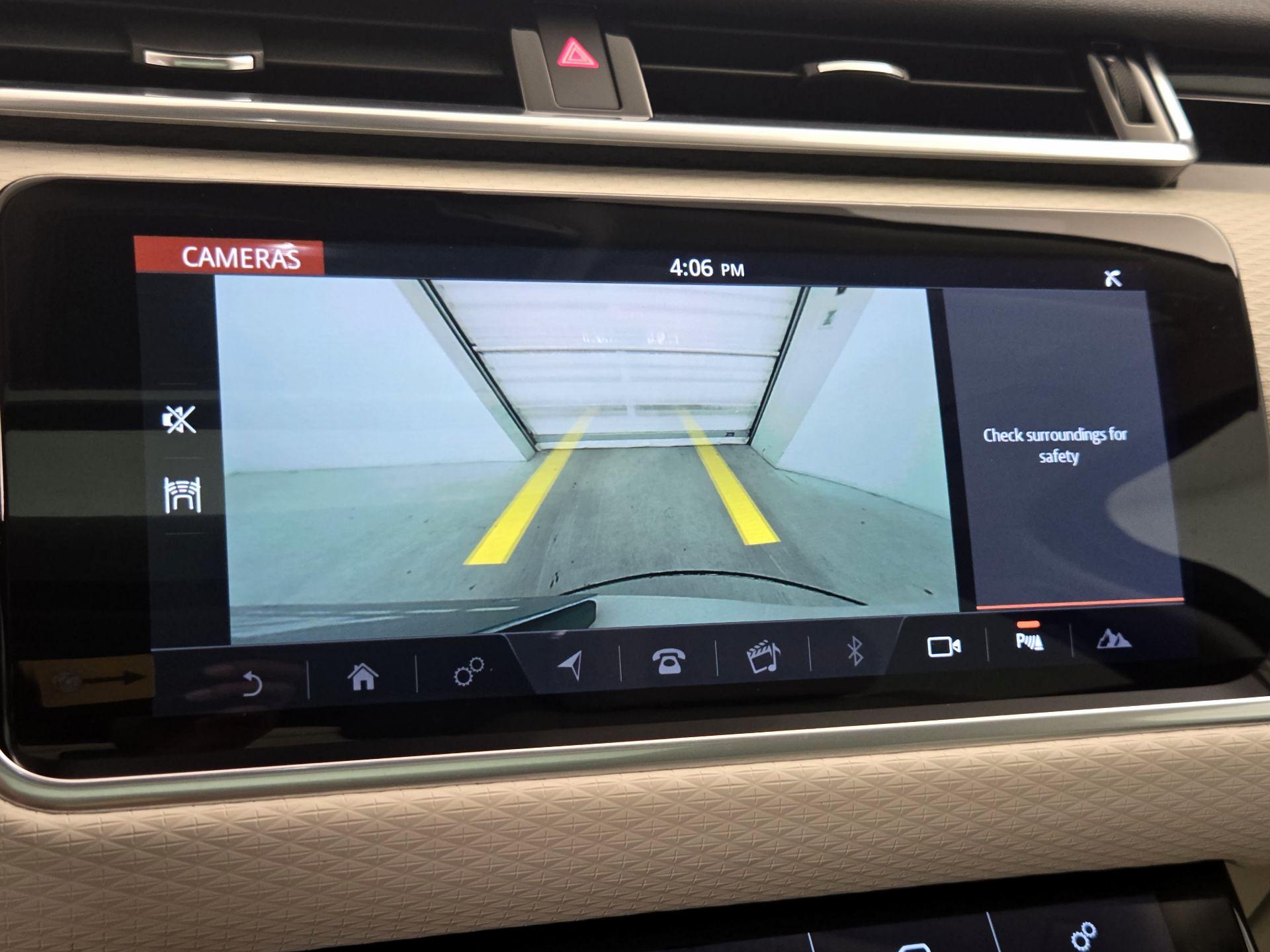 Thumbnail: 2019 Land Rover Range Rover Velar - 15