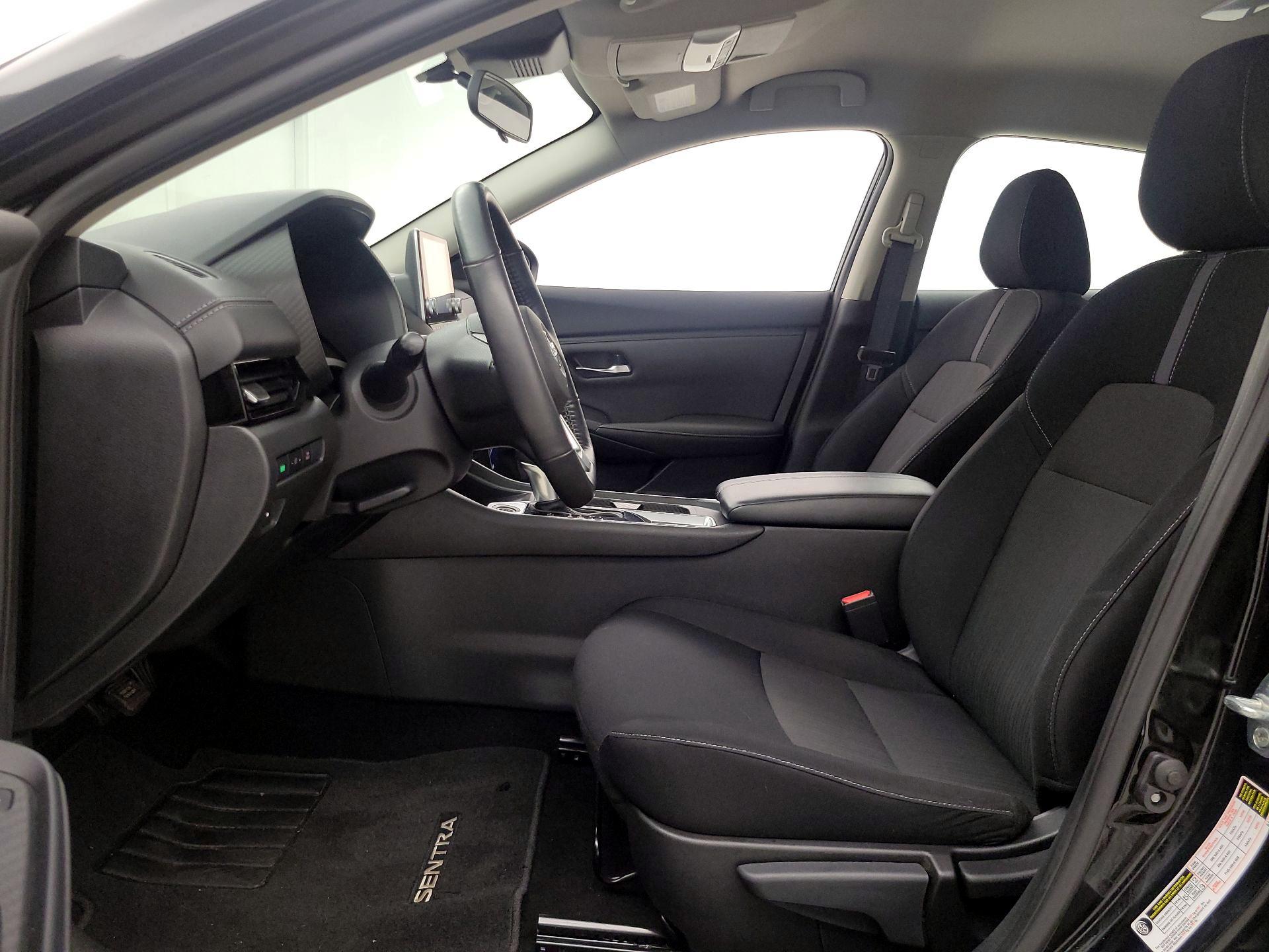 Thumbnail: 2023 Nissan Sentra - 11