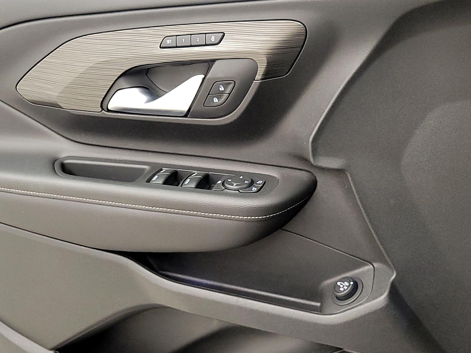 Thumbnail: 2022 GMC Terrain - 10