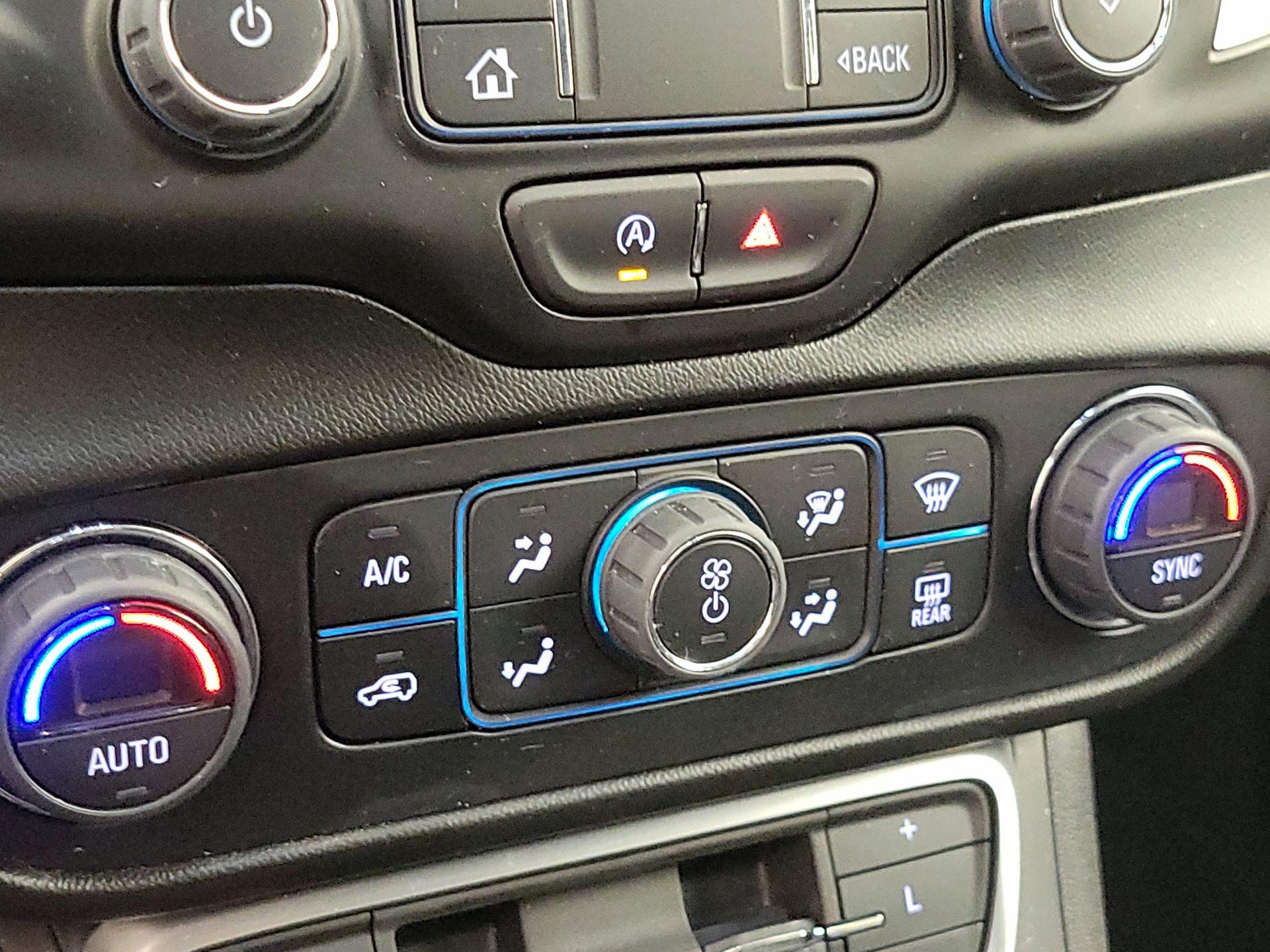 Thumbnail: 2022 GMC Terrain - 14