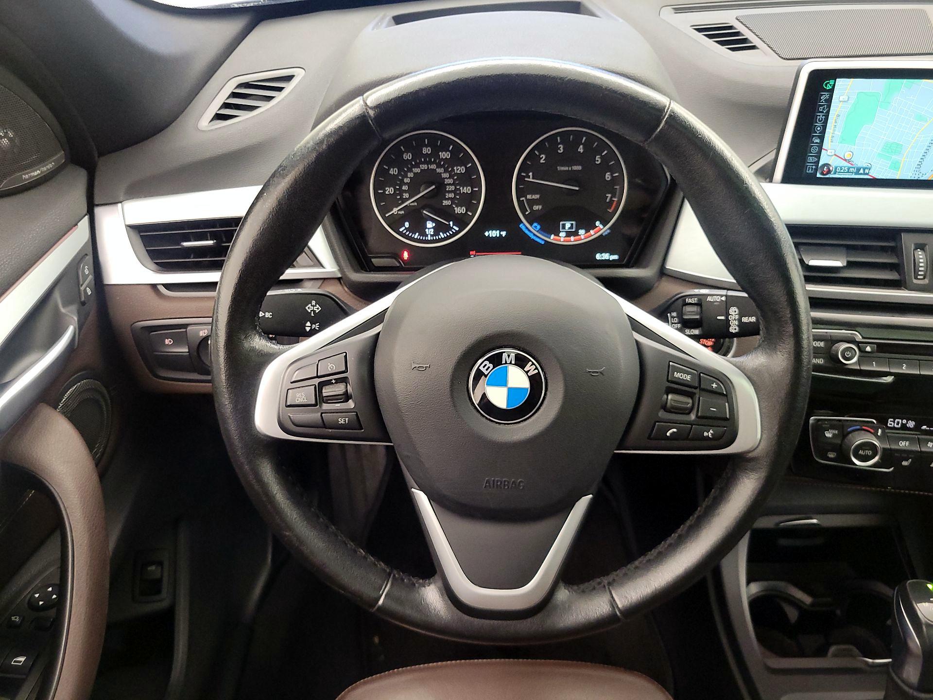 Thumbnail: 2017 BMW X1 - 10