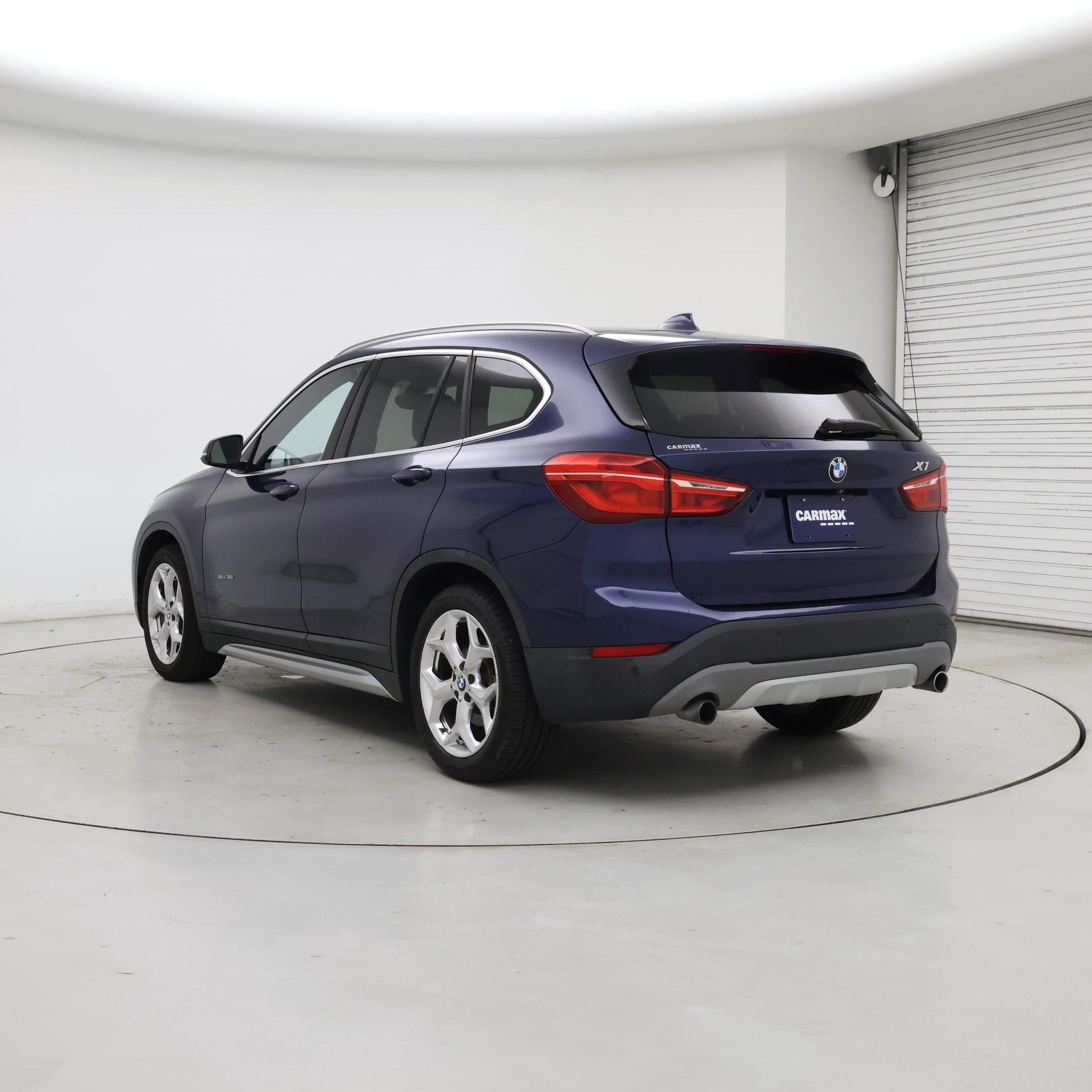 Thumbnail: 2017 BMW X1 - 2