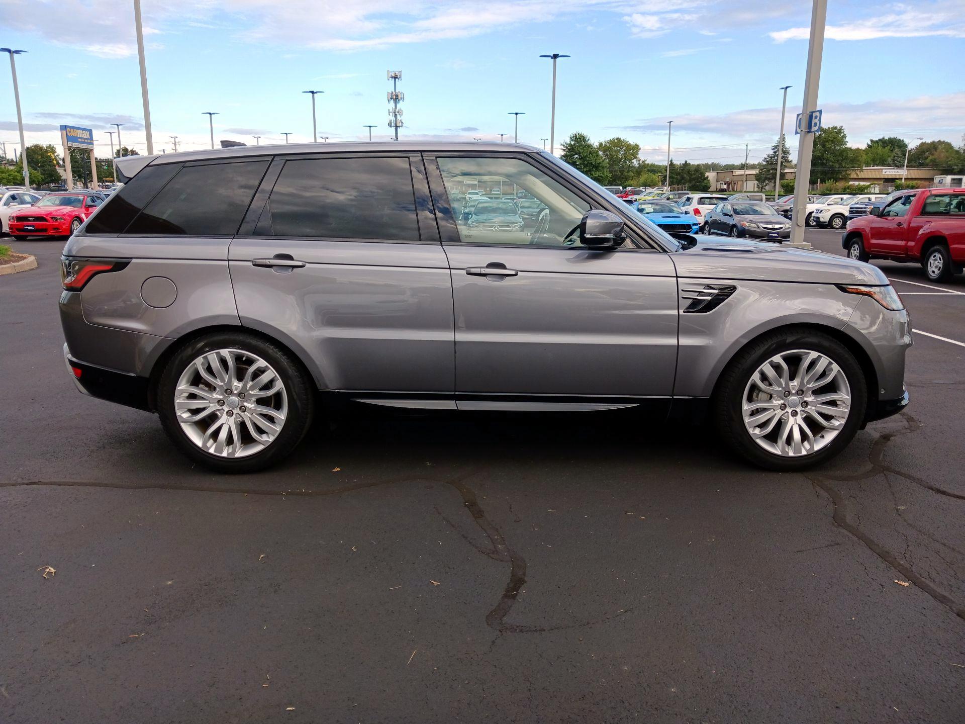 Thumbnail: 2020 Land Rover Range Rover Sport - 4