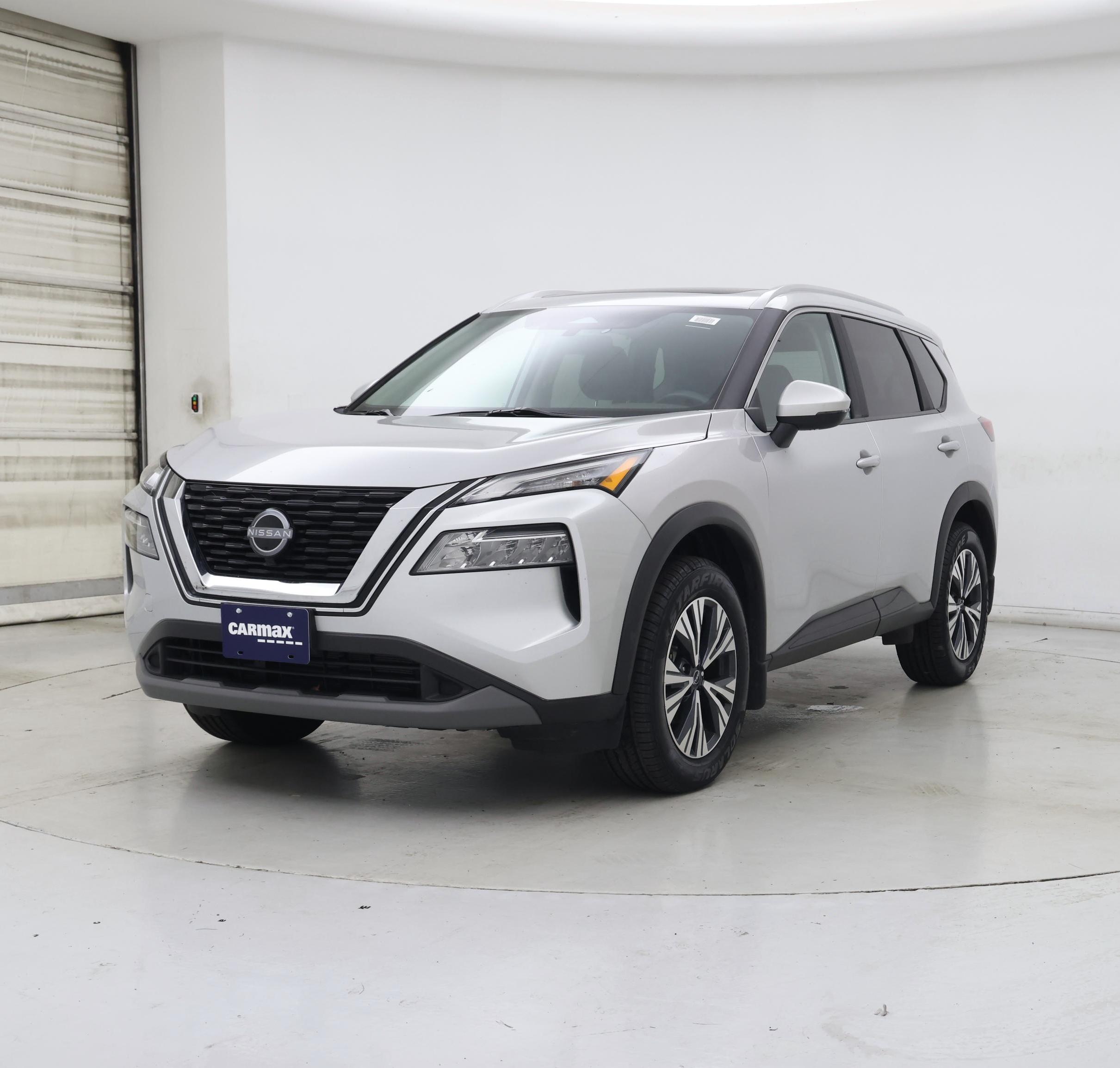 Thumbnail: 2023 Nissan Rogue - 4