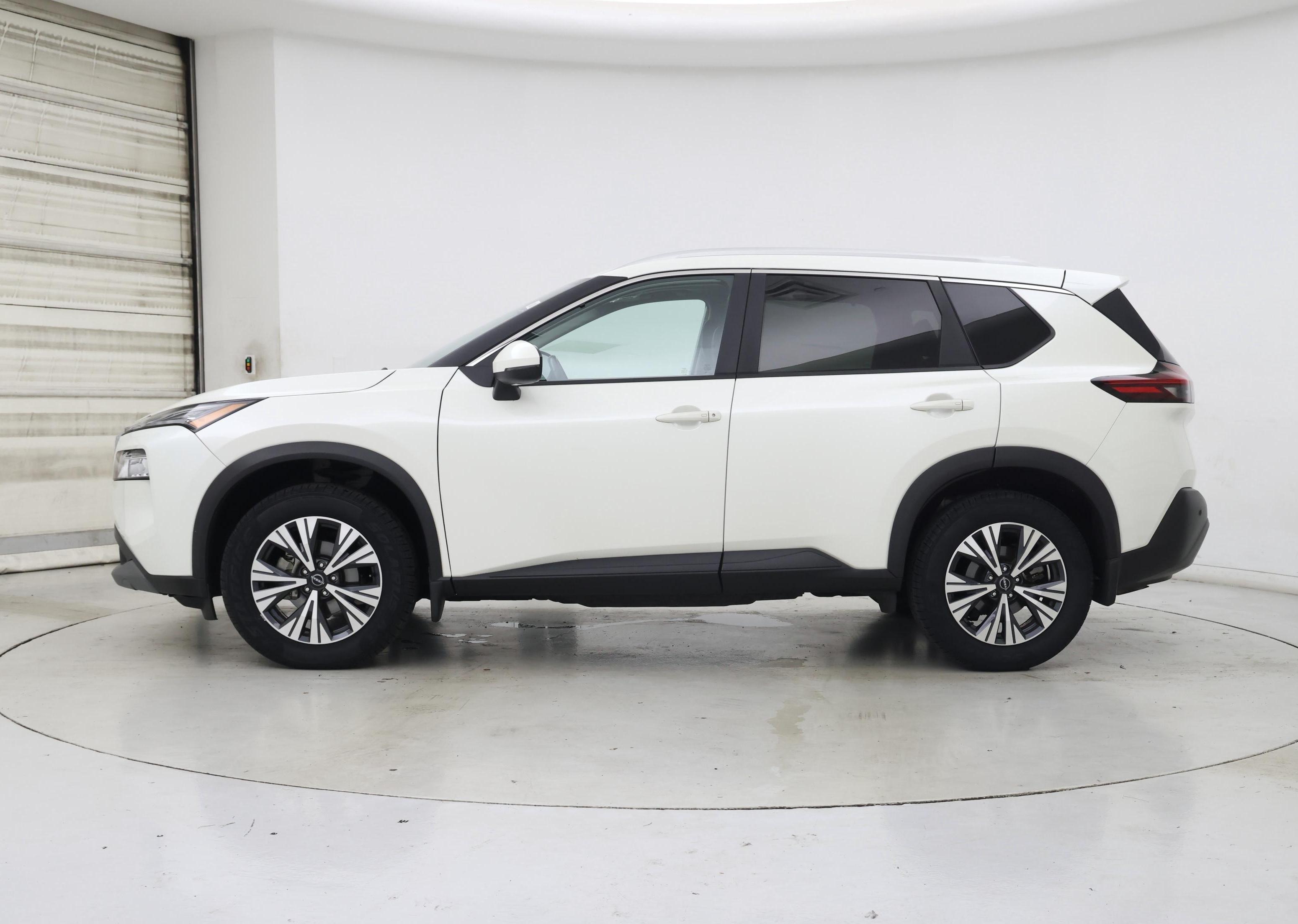 Thumbnail: 2023 Nissan Rogue - 3