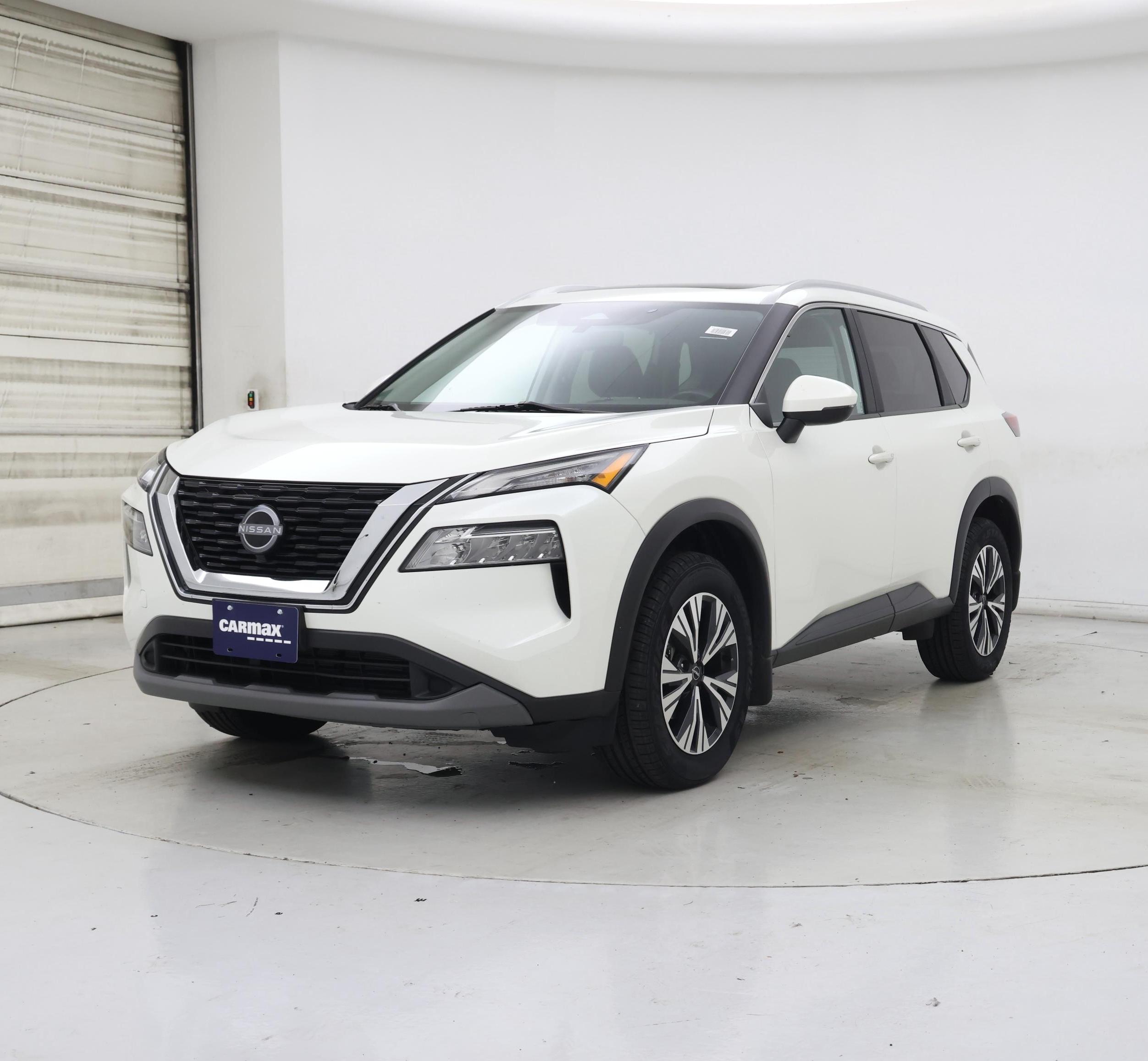 Thumbnail: 2023 Nissan Rogue - 4