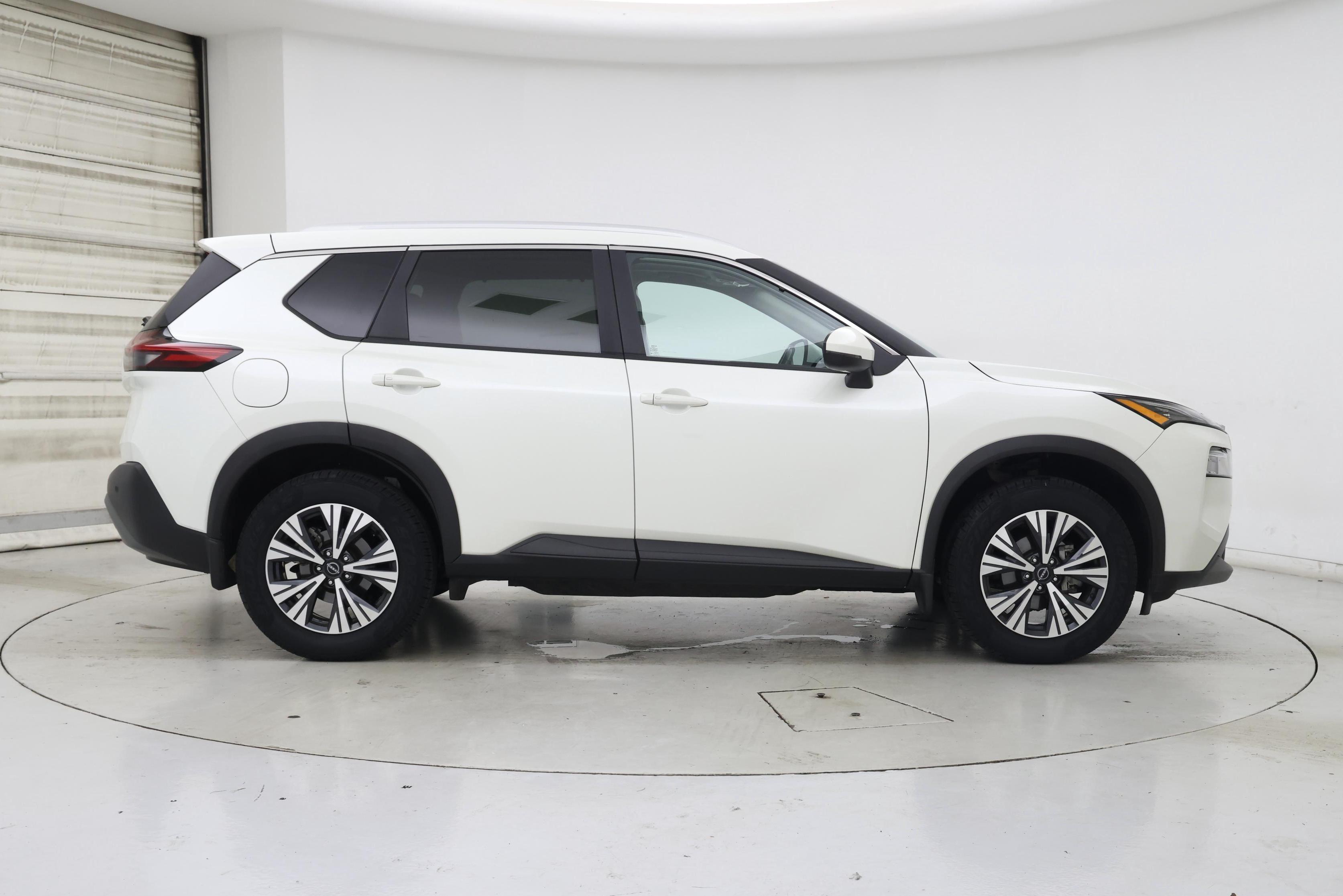 Thumbnail: 2023 Nissan Rogue - 7