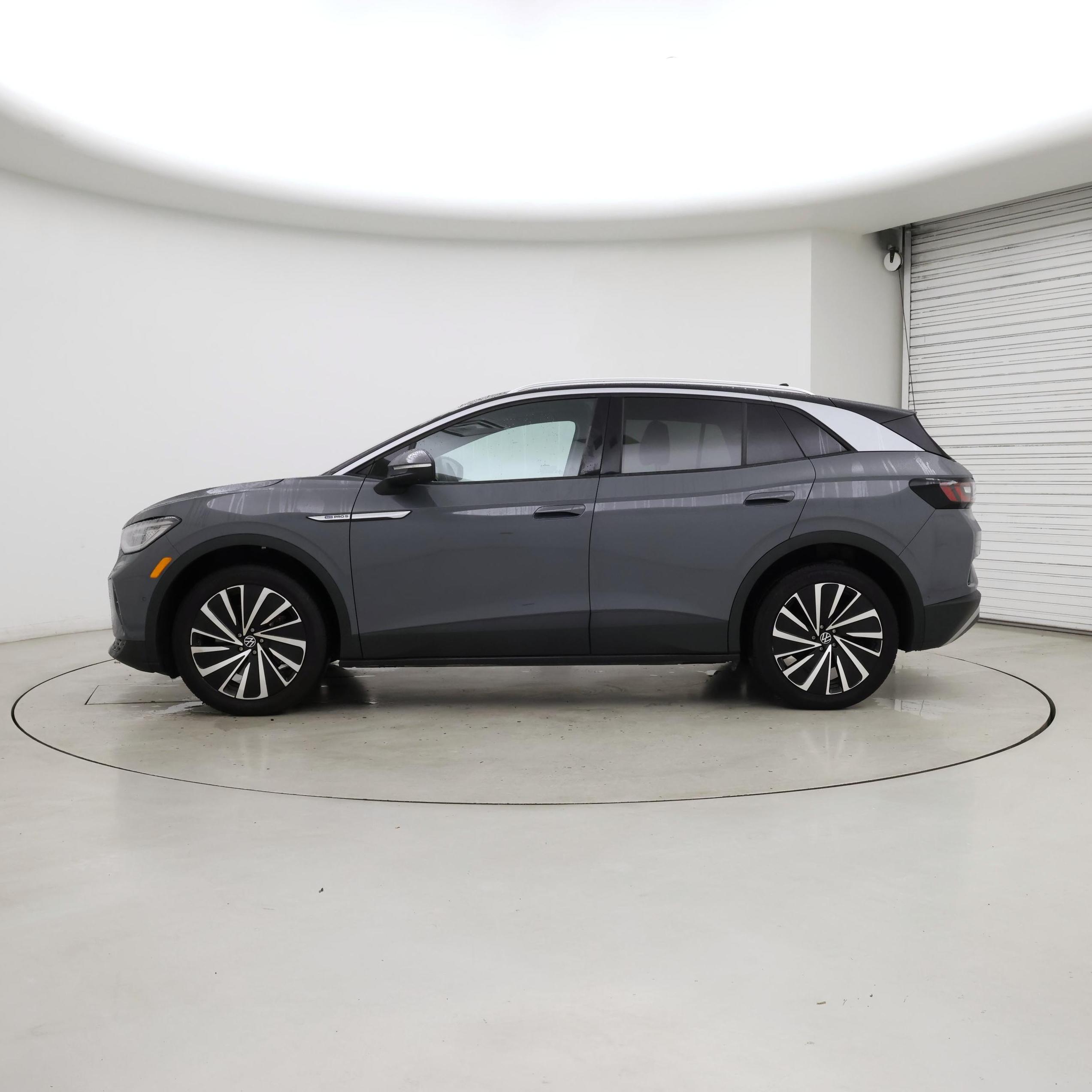Thumbnail: 2023 Volkswagen ID.4 - 3