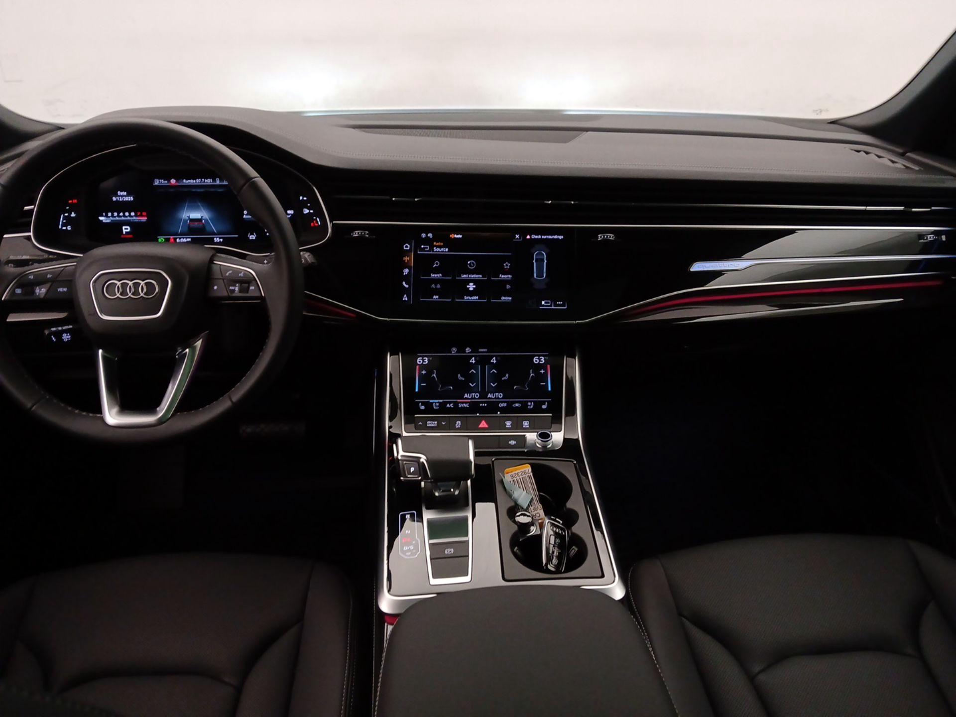 Thumbnail: 2025 Audi Q8 - 9