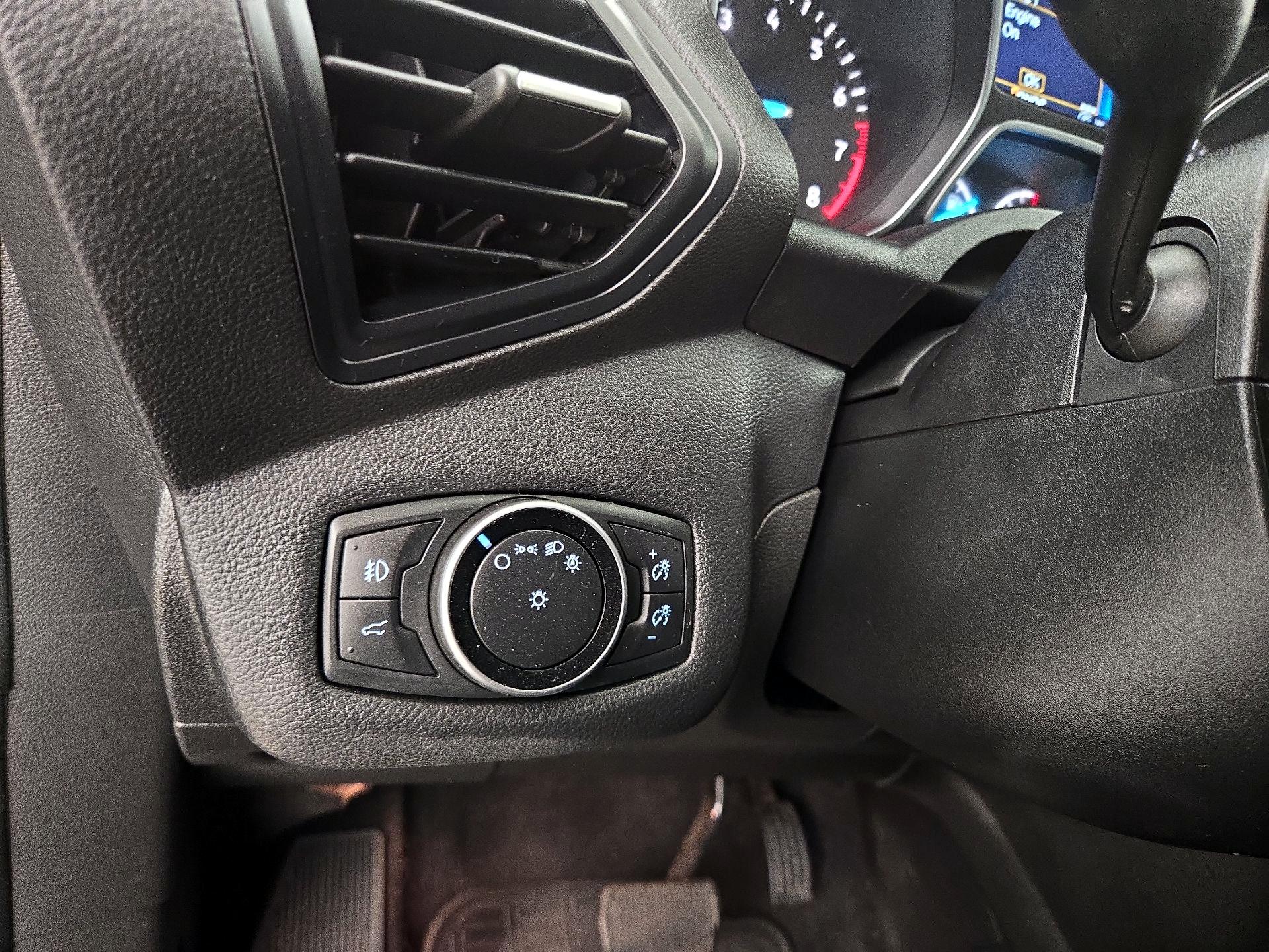 Thumbnail: 2017 Ford Escape - 13
