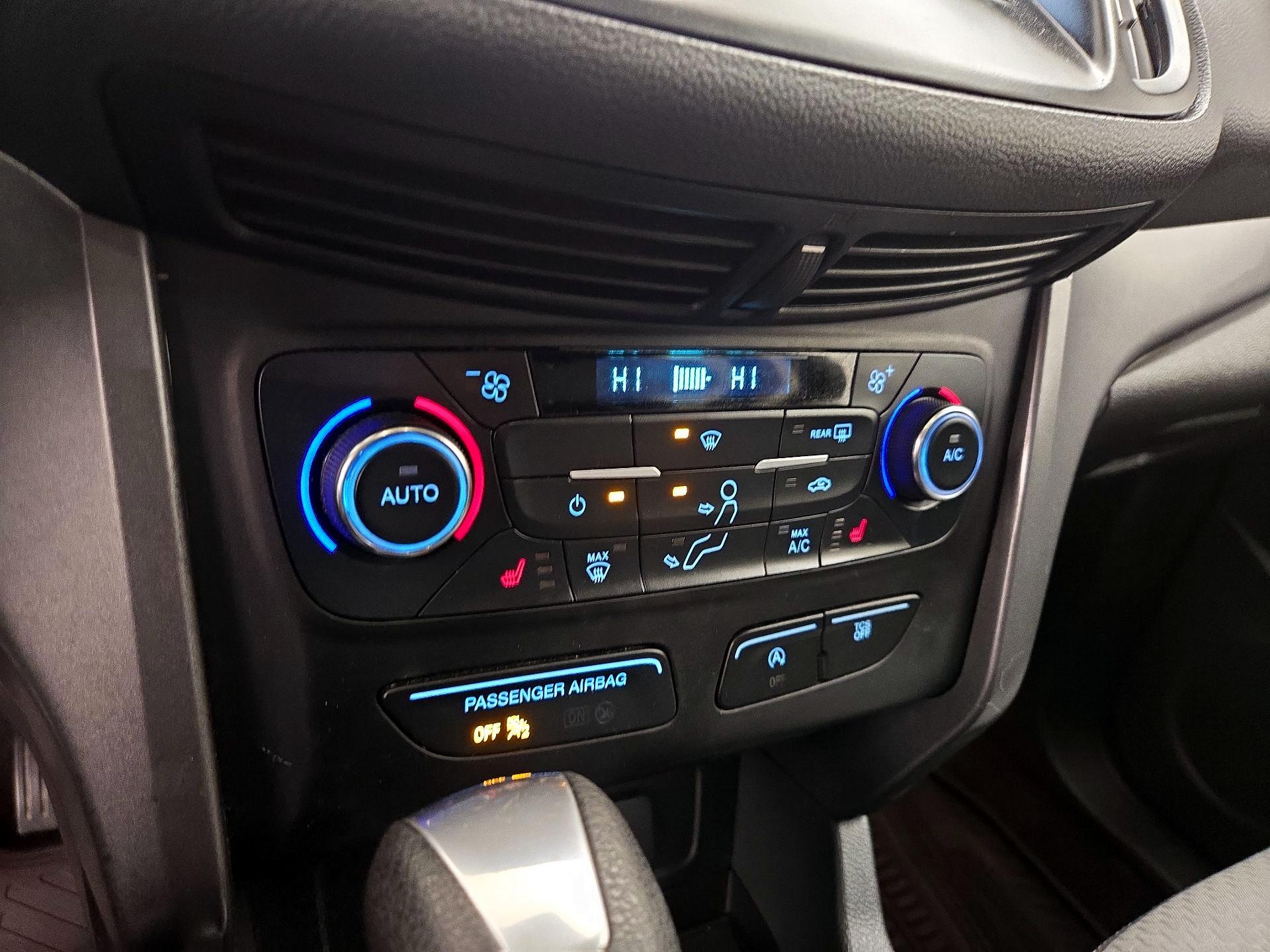 Thumbnail: 2017 Ford Escape - 16
