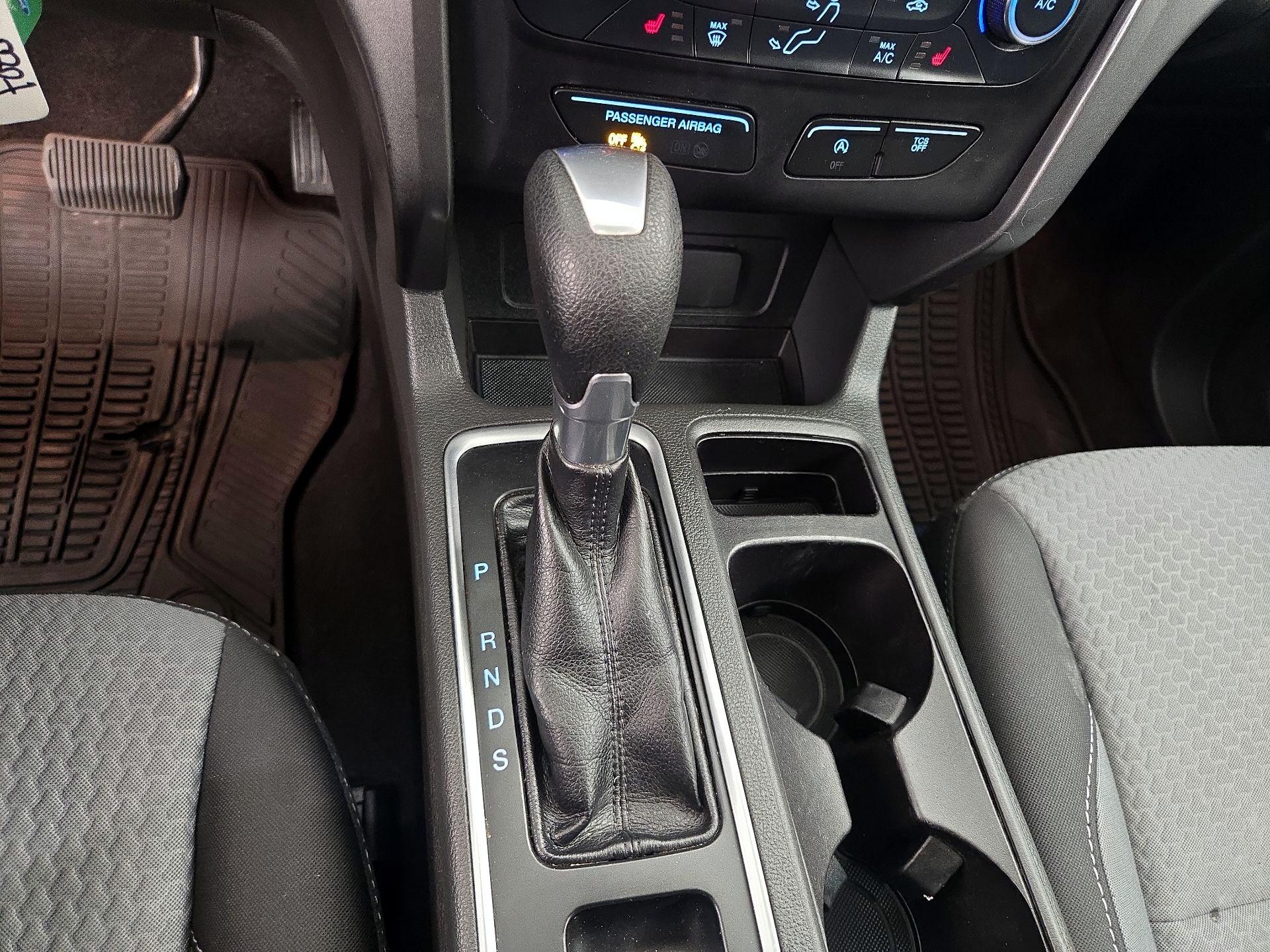 Thumbnail: 2017 Ford Escape - 17
