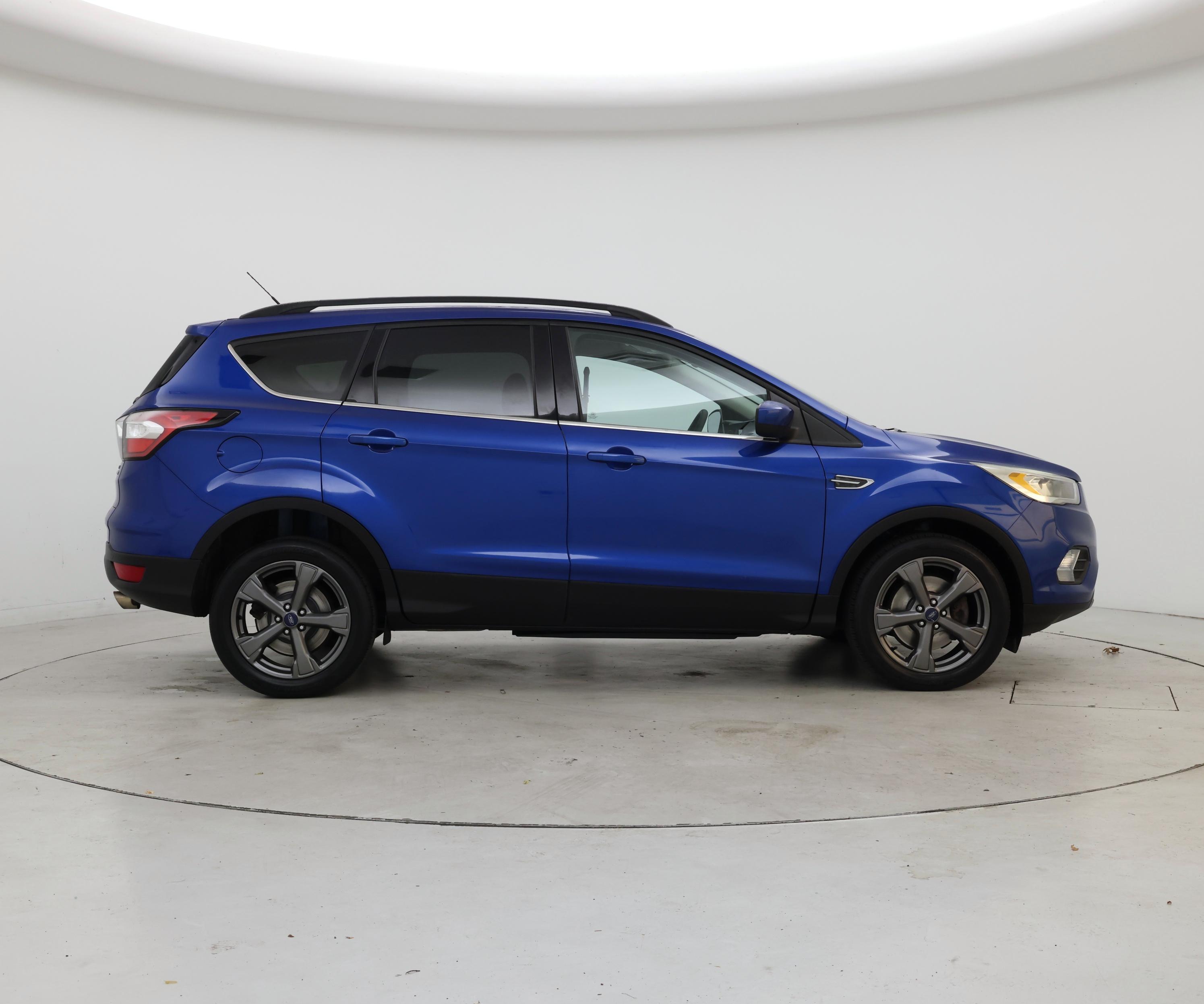 Thumbnail: 2017 Ford Escape - 7