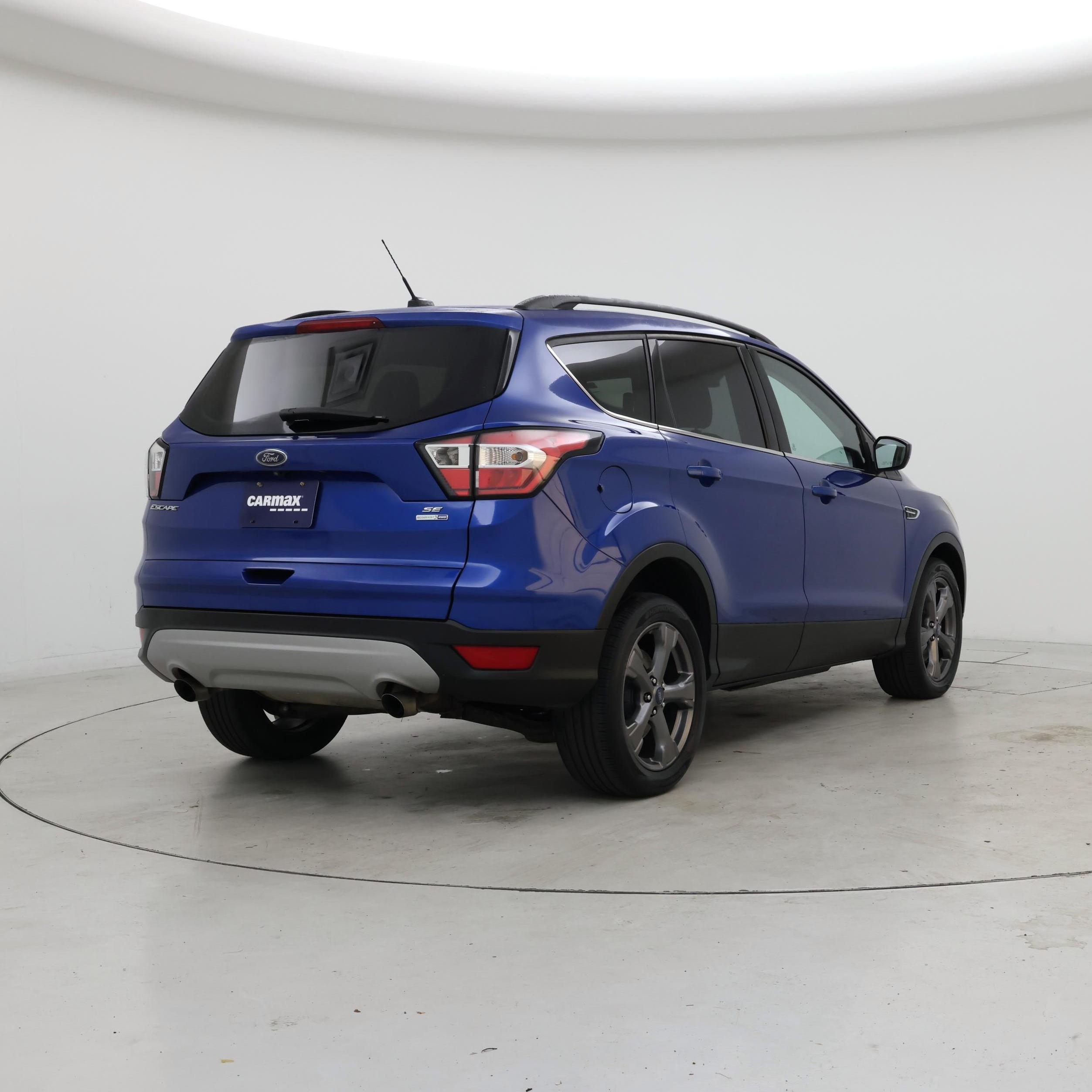 Thumbnail: 2017 Ford Escape - 8