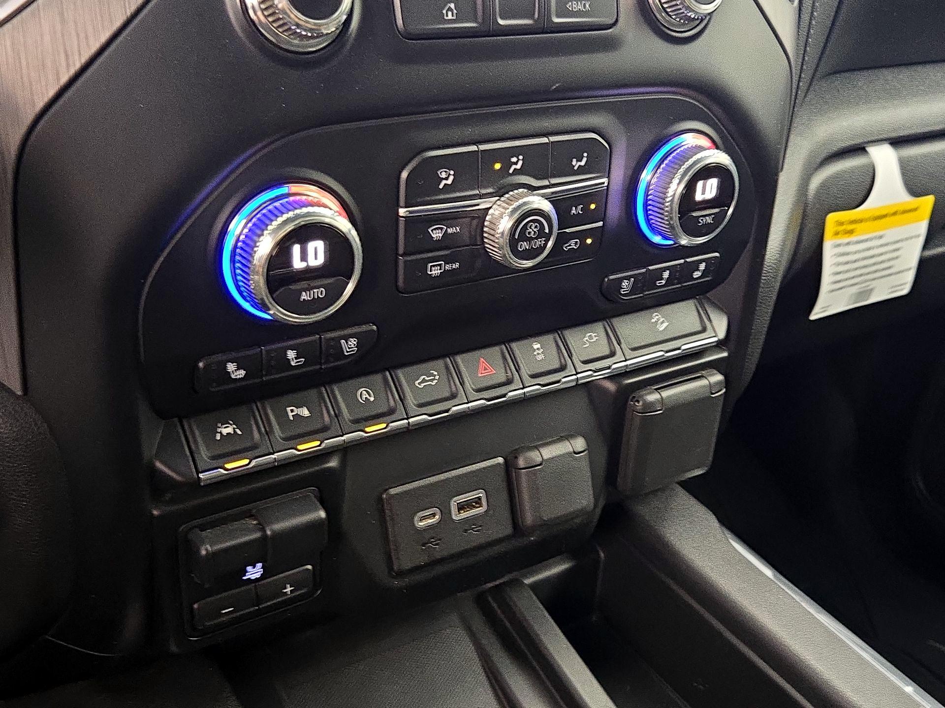 Thumbnail: 2019 GMC Sierra 1500 - 17