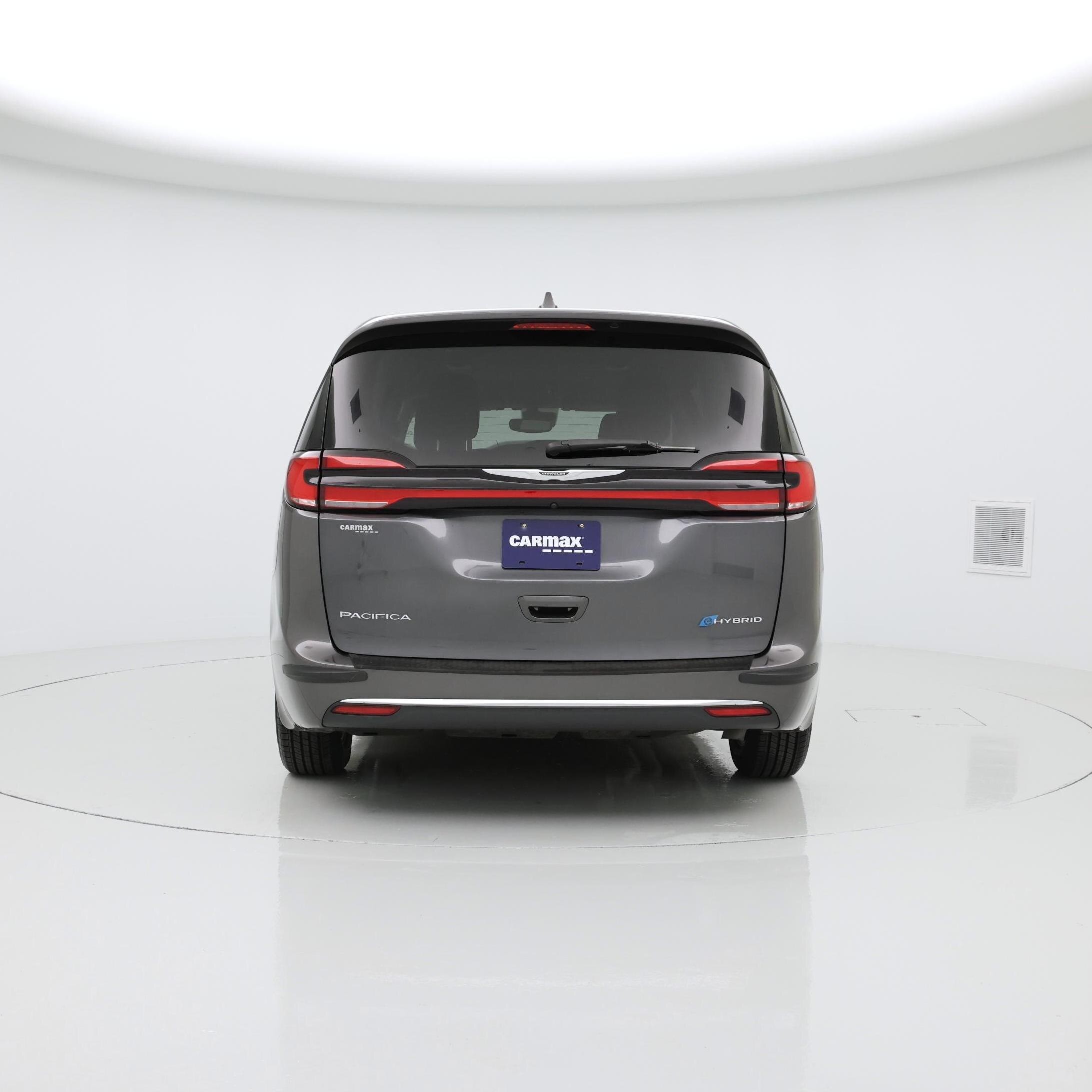Thumbnail: 2022 Chrysler Pacifica - 6